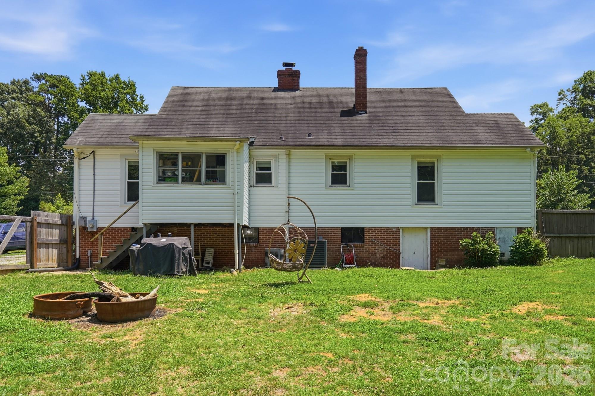 12050 Old Concord Road — Rockwell