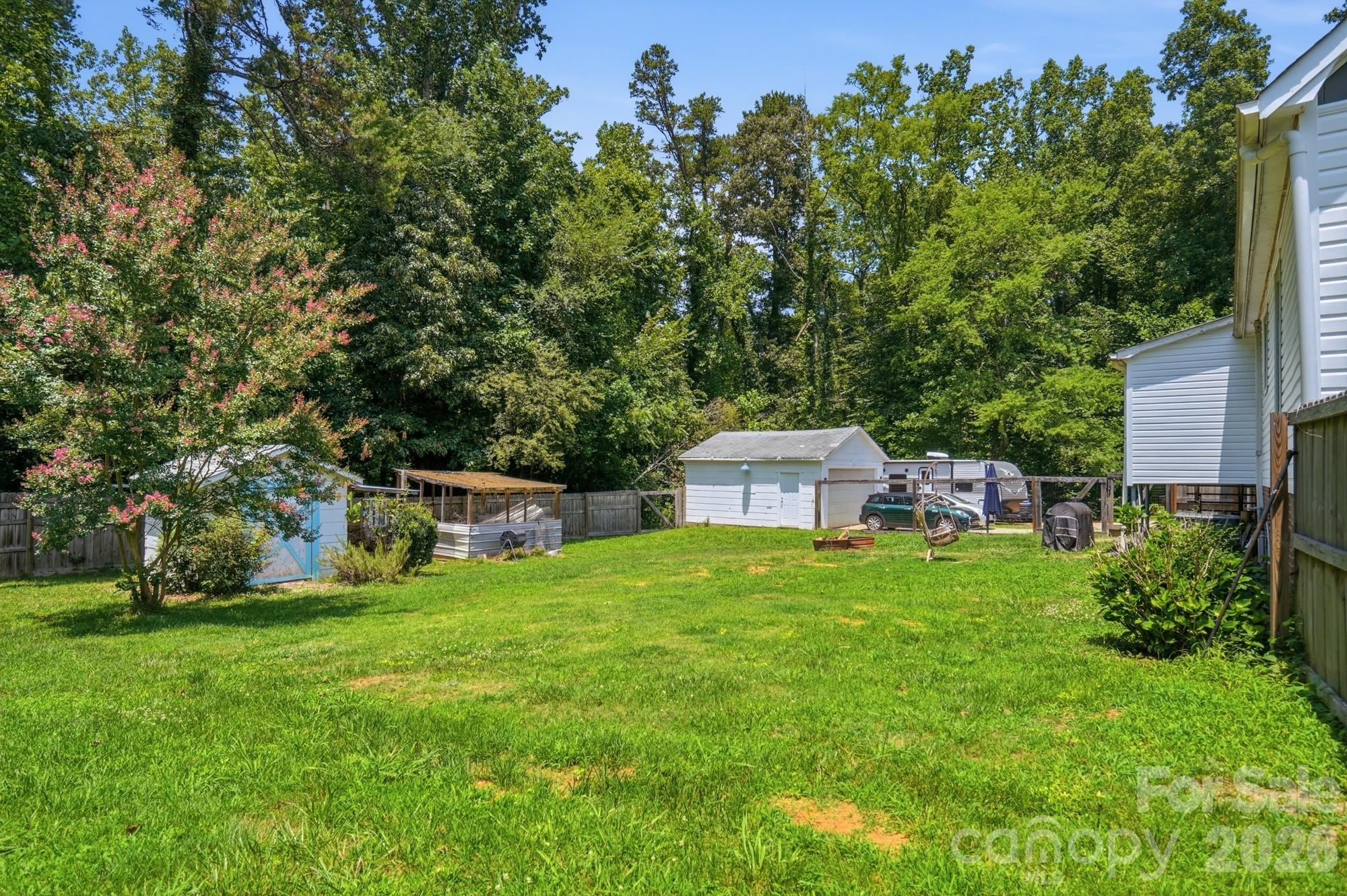 12050 Old Concord Road — Rockwell