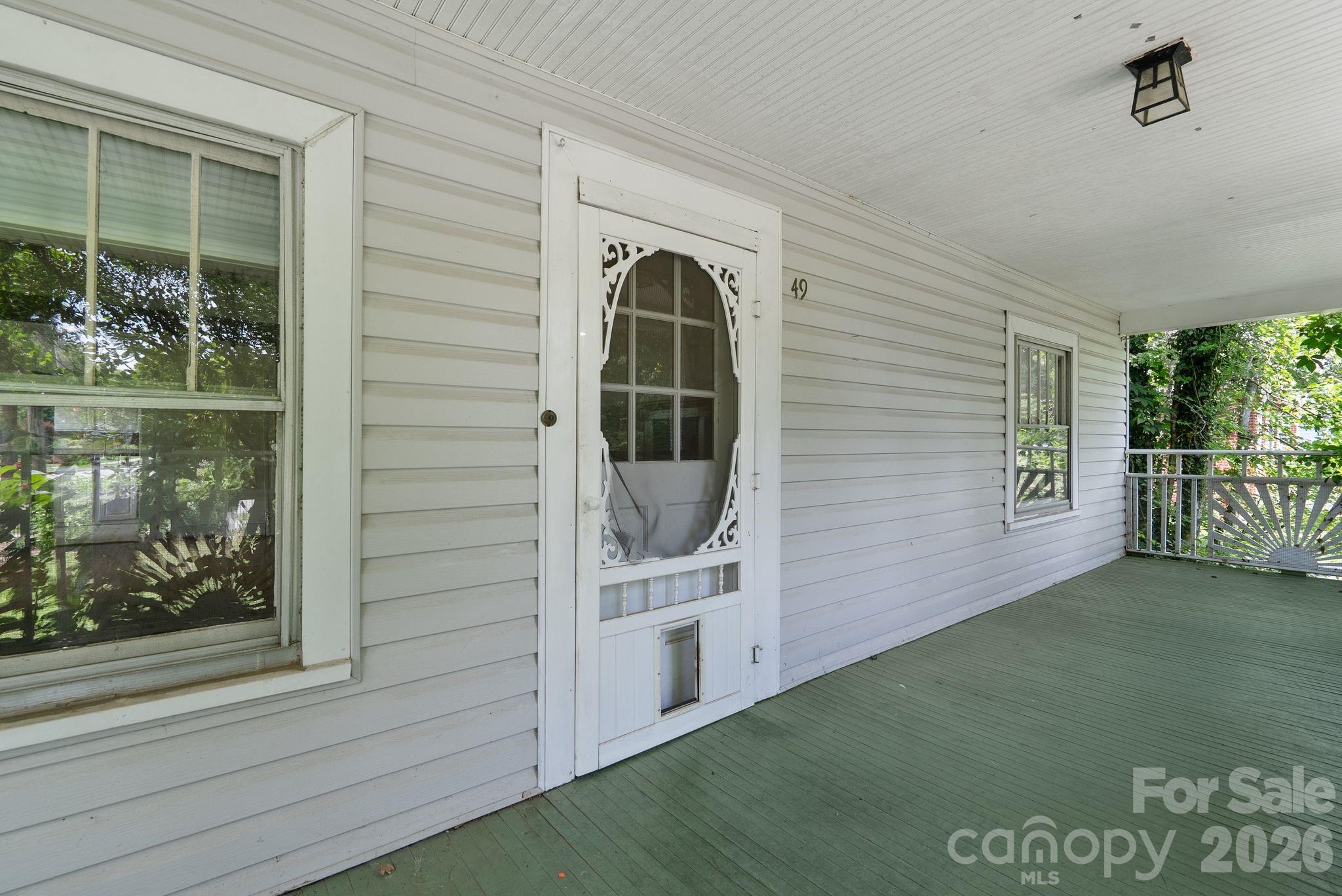 49 Church Street — Weaverville