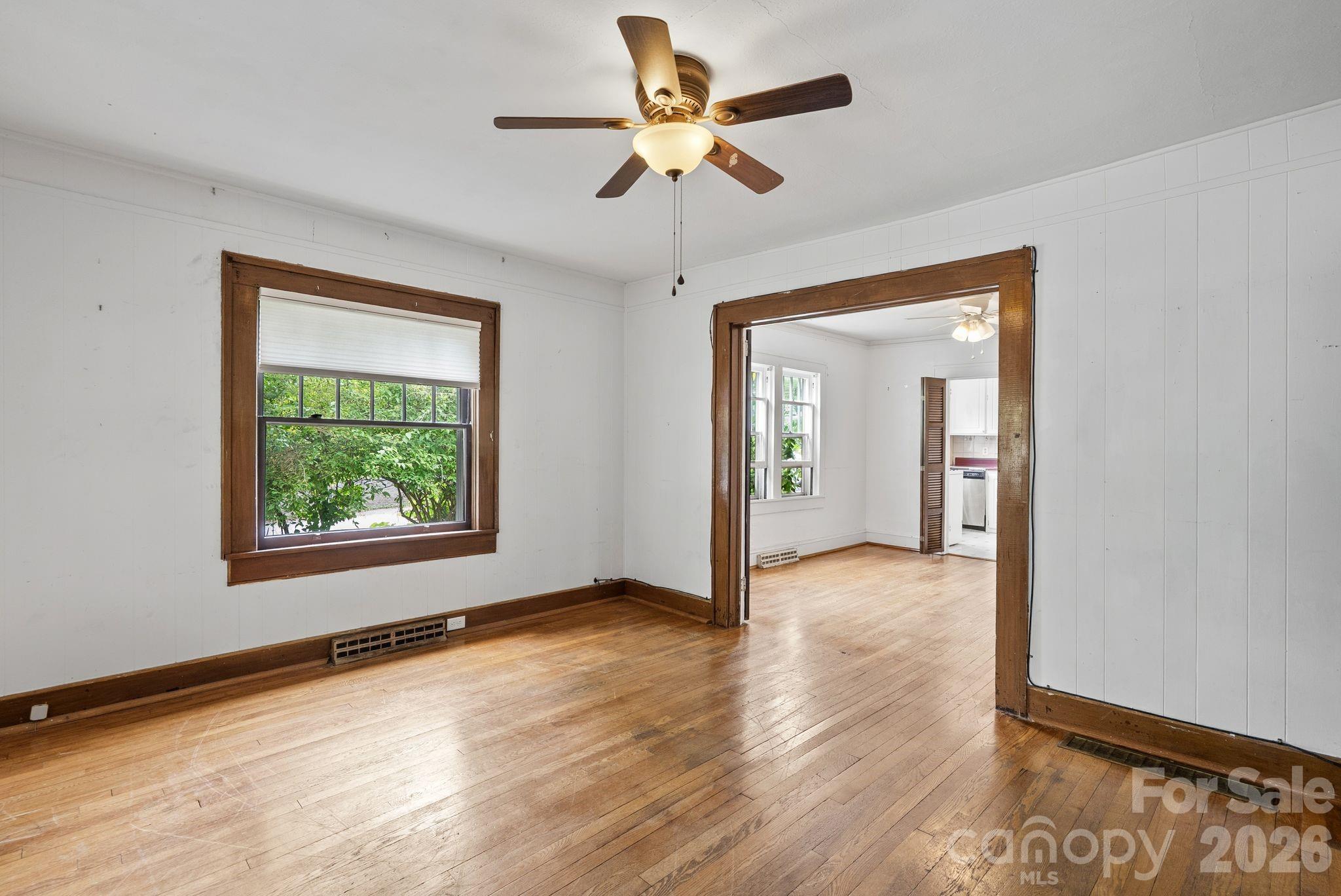 49 Church Street — Weaverville