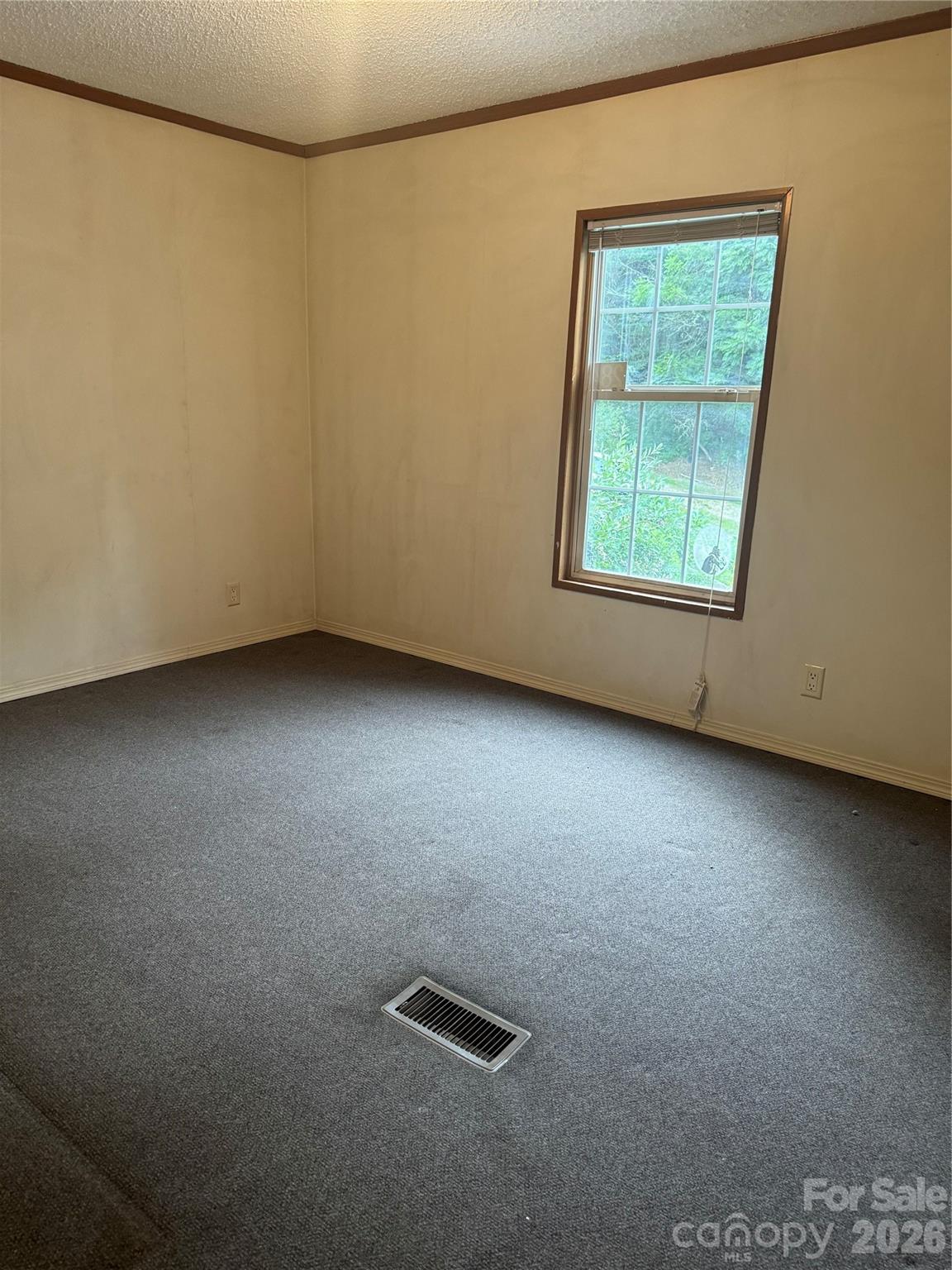 284 Paul Gosnell Road — Marshall