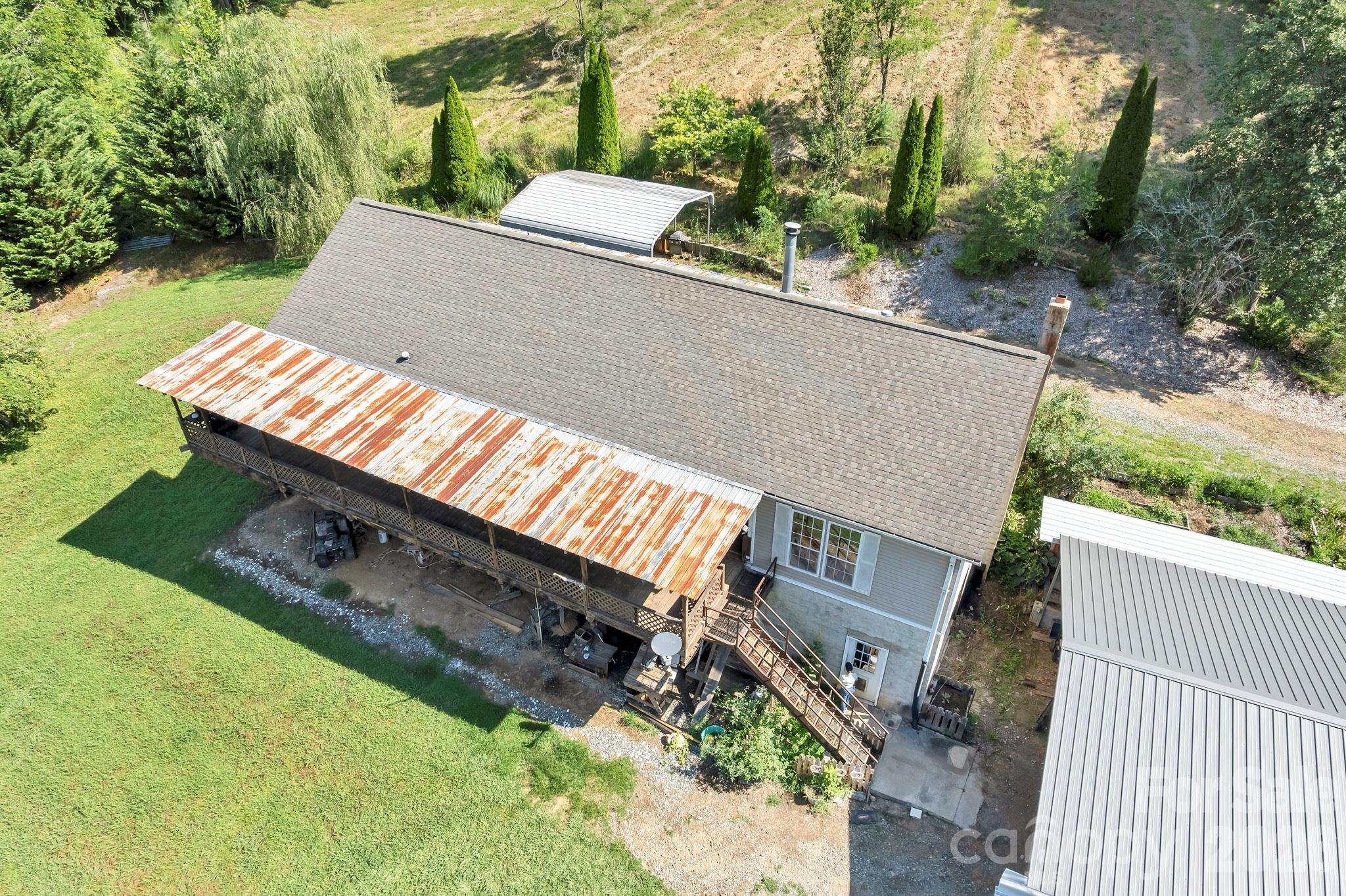 284 Paul Gosnell Road — Marshall