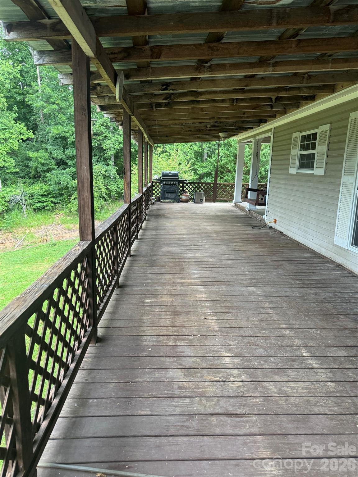 284 Paul Gosnell Road — Marshall
