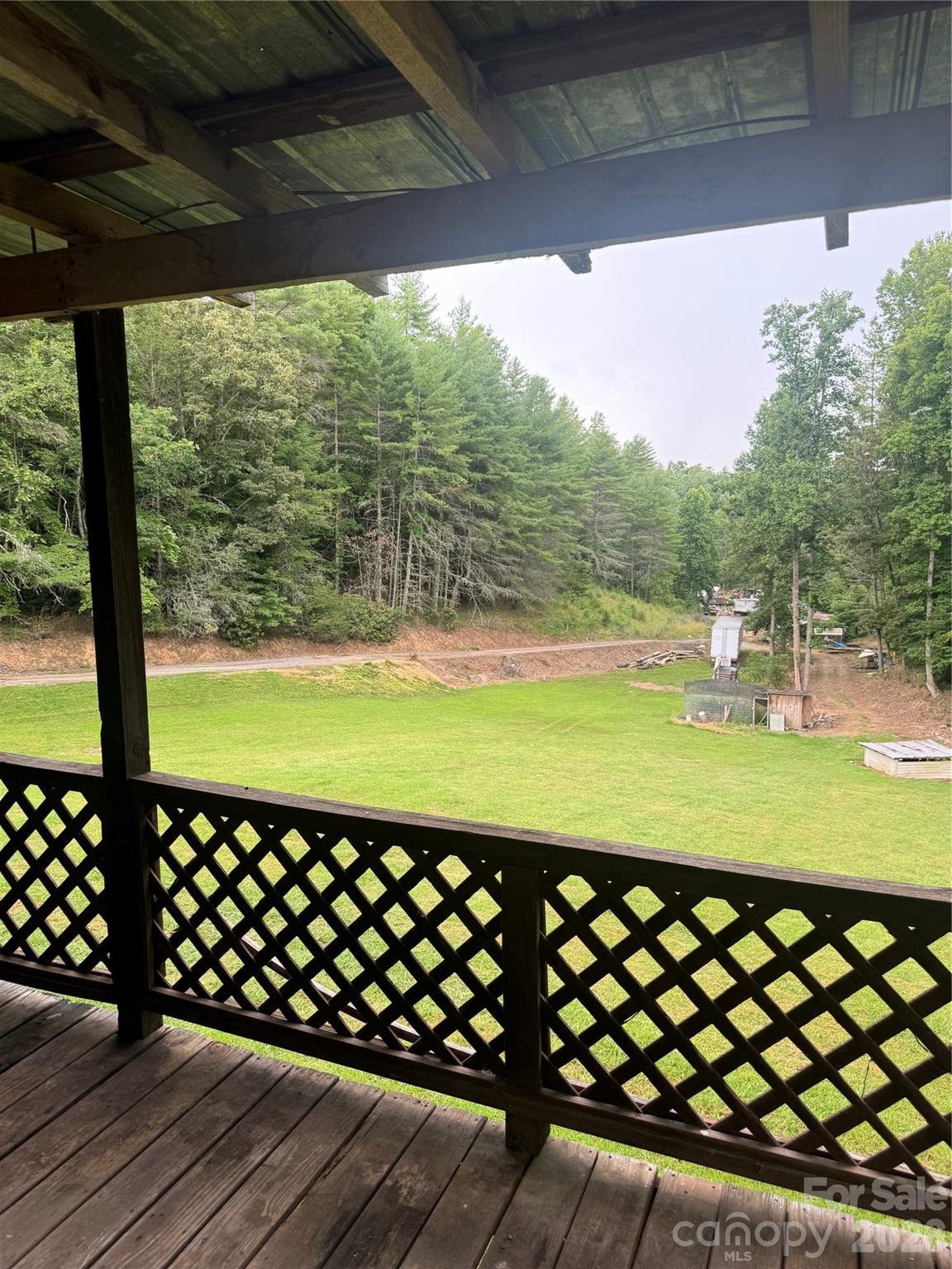 284 Paul Gosnell Road — Marshall
