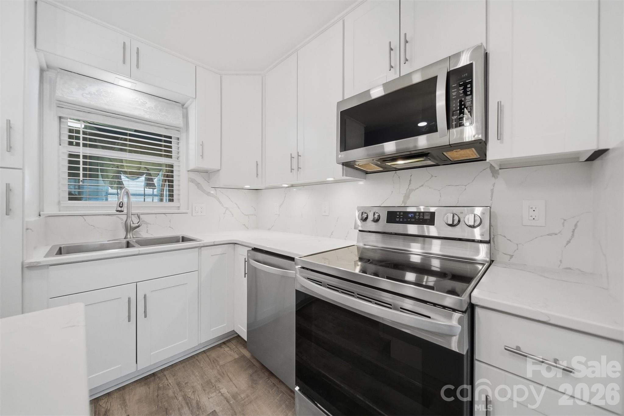 115 23rd Street NW #25 — Hickory