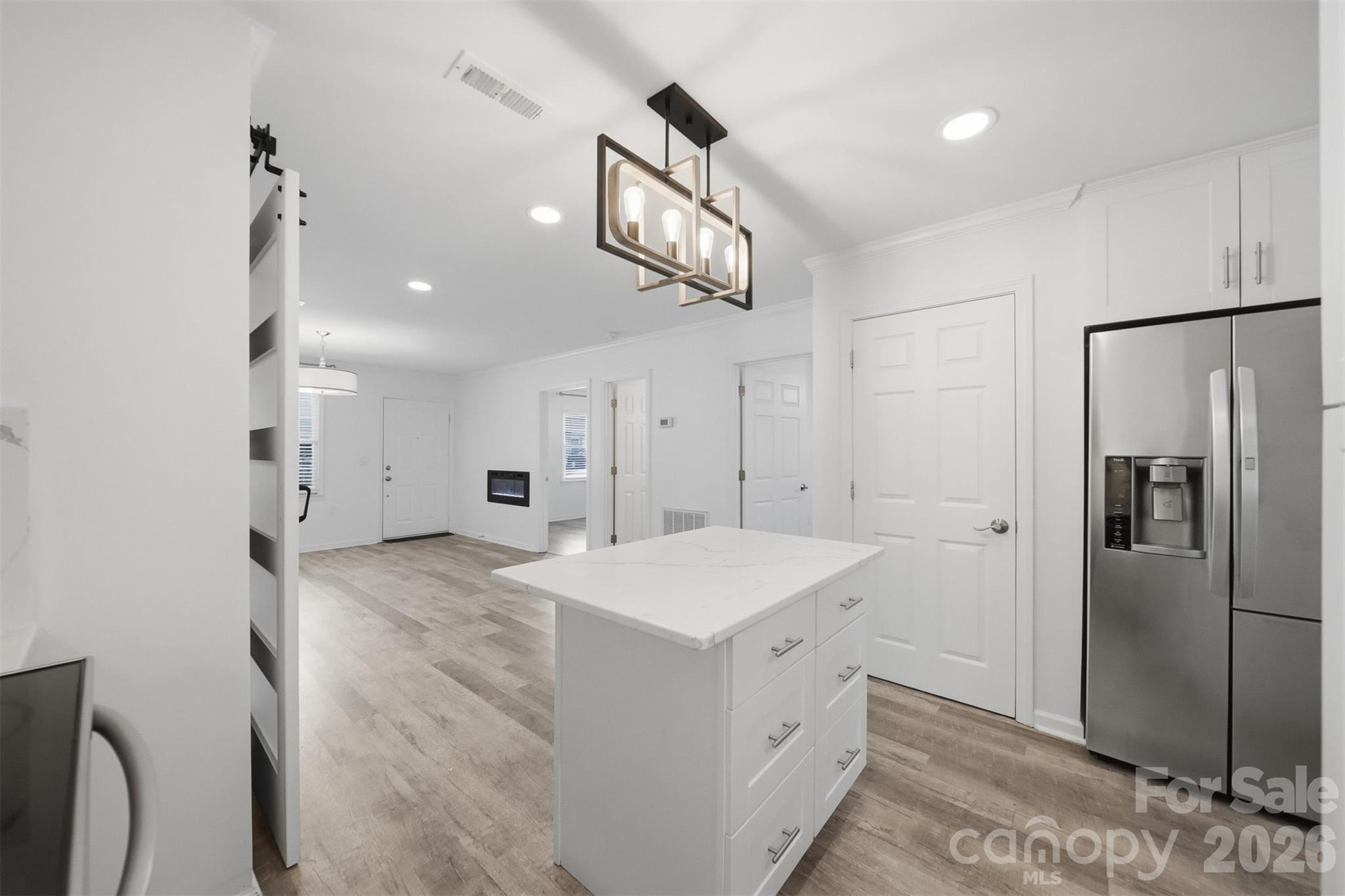 115 23rd Street NW #25 — Hickory