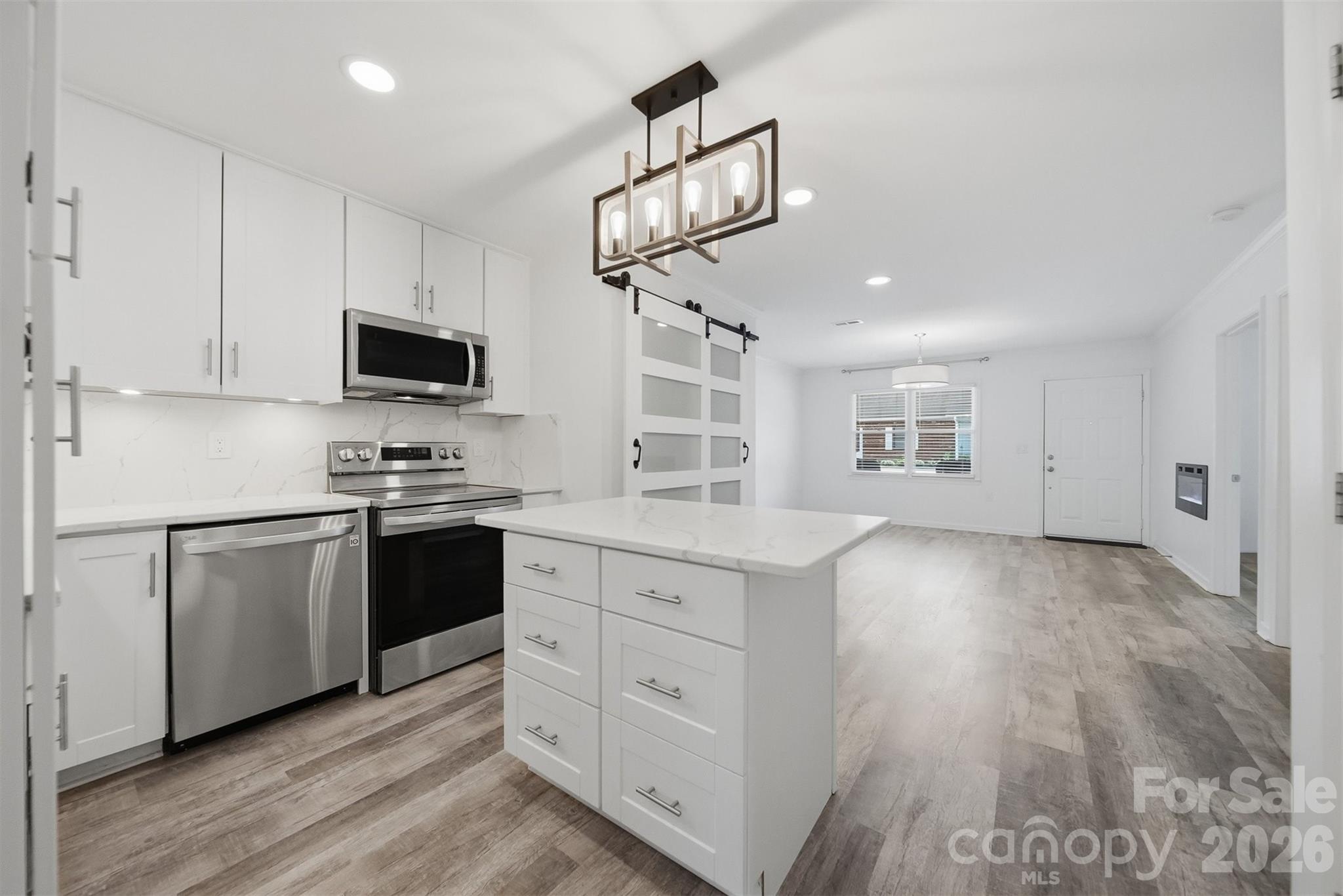 115 23rd Street NW #25 — Hickory