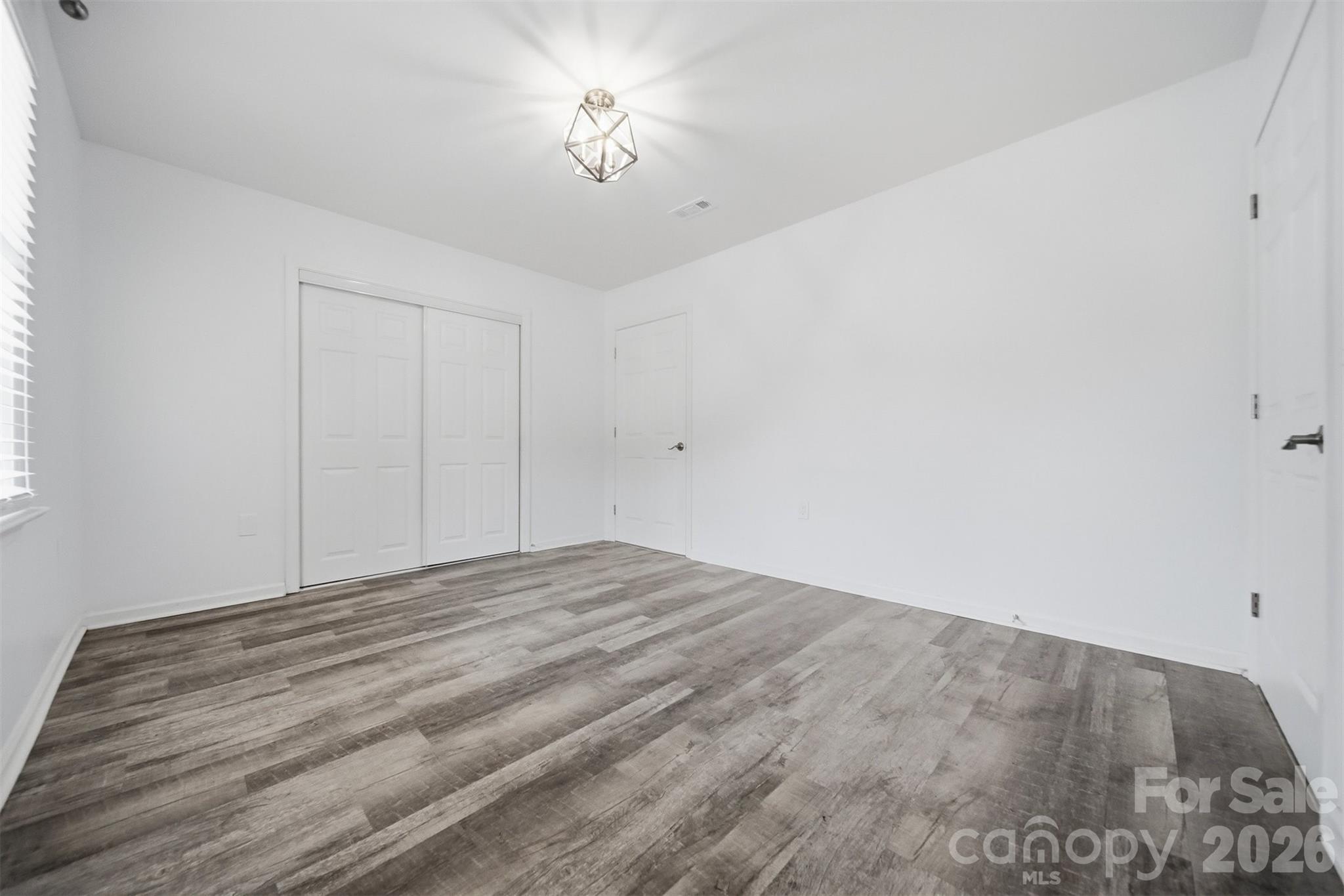 115 23rd Street NW #25 — Hickory