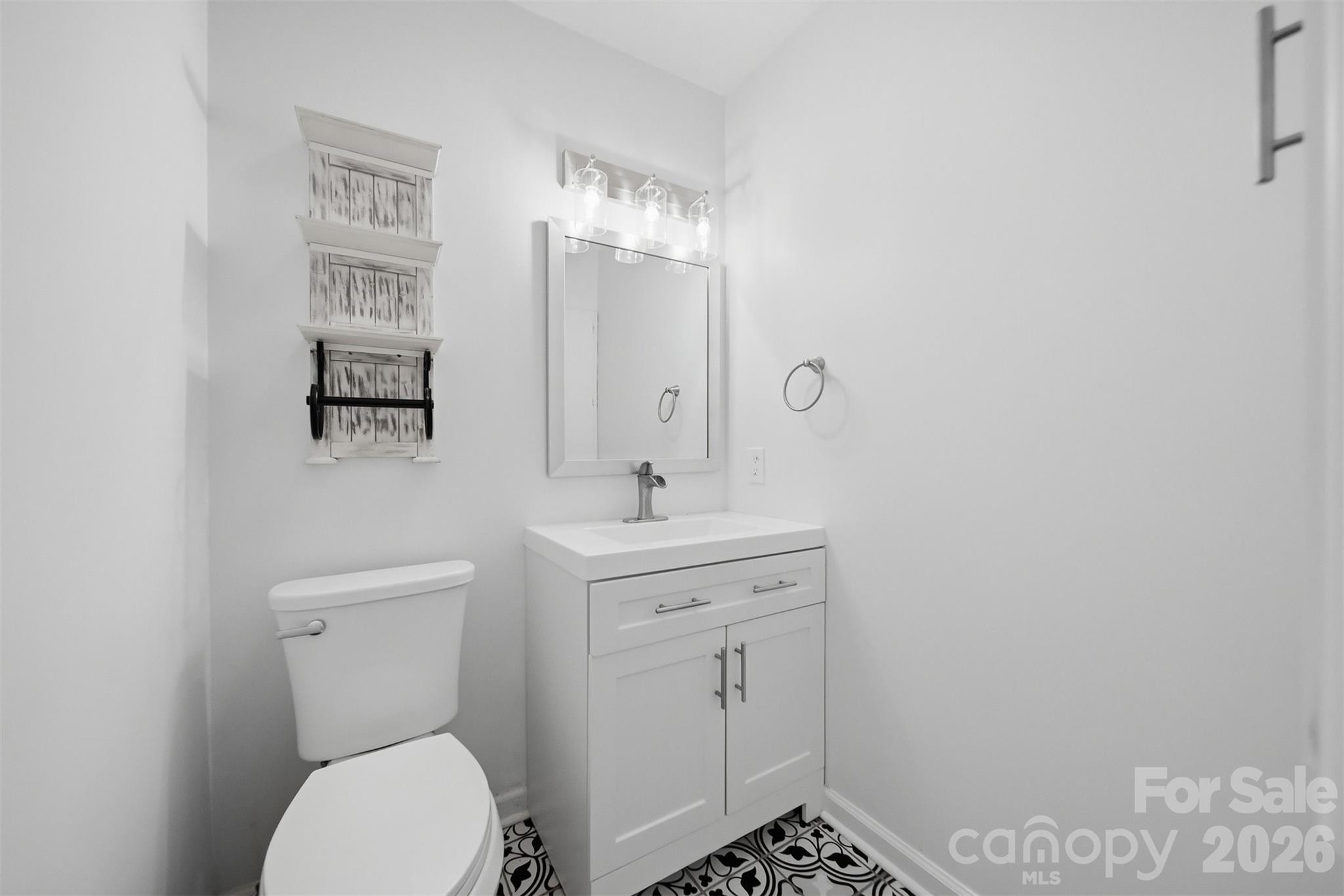 115 23rd Street NW #25 — Hickory