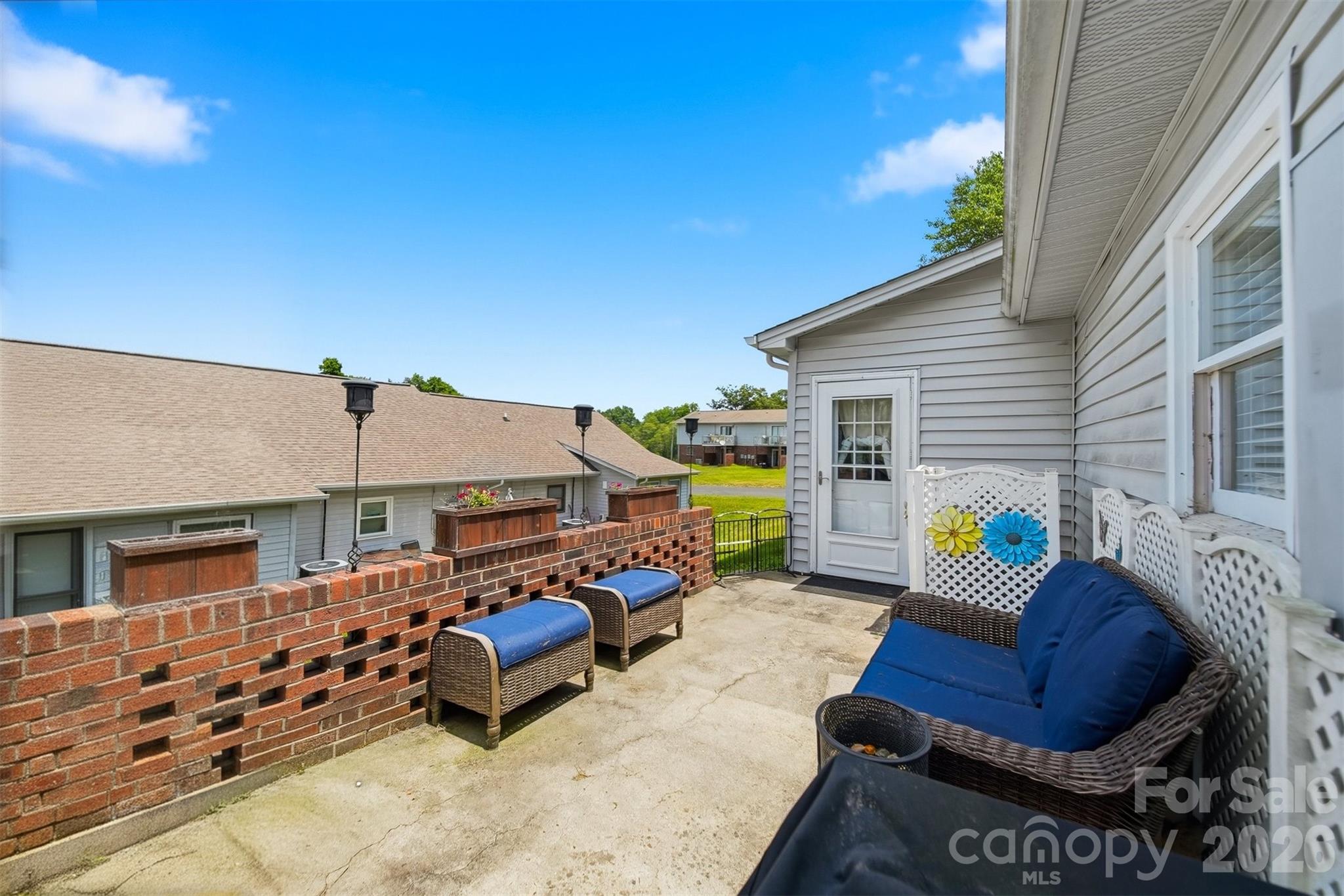 115 23rd Street NW #25 — Hickory