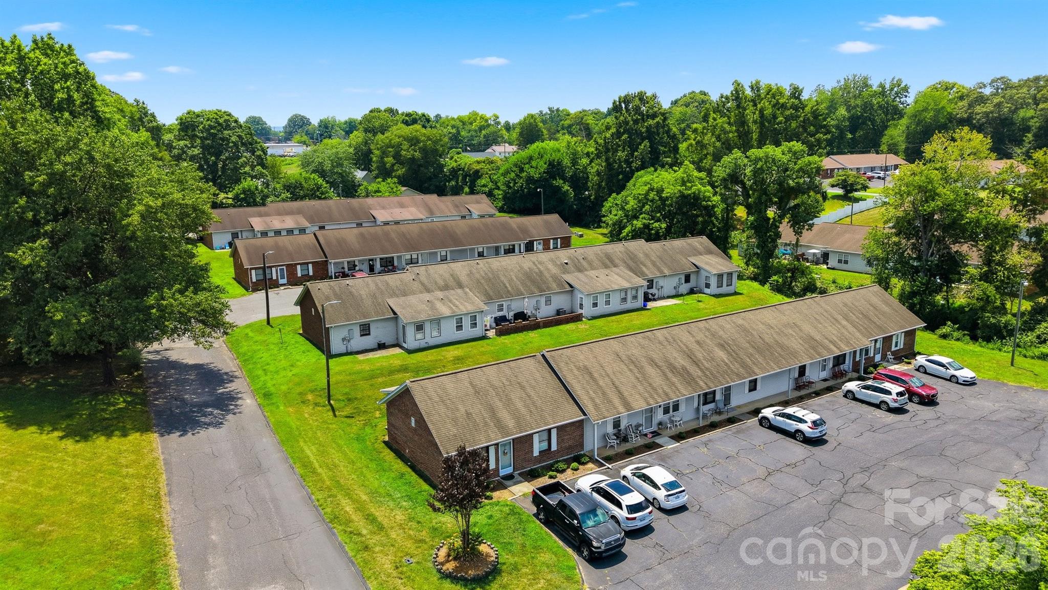115 23rd Street NW #25 — Hickory