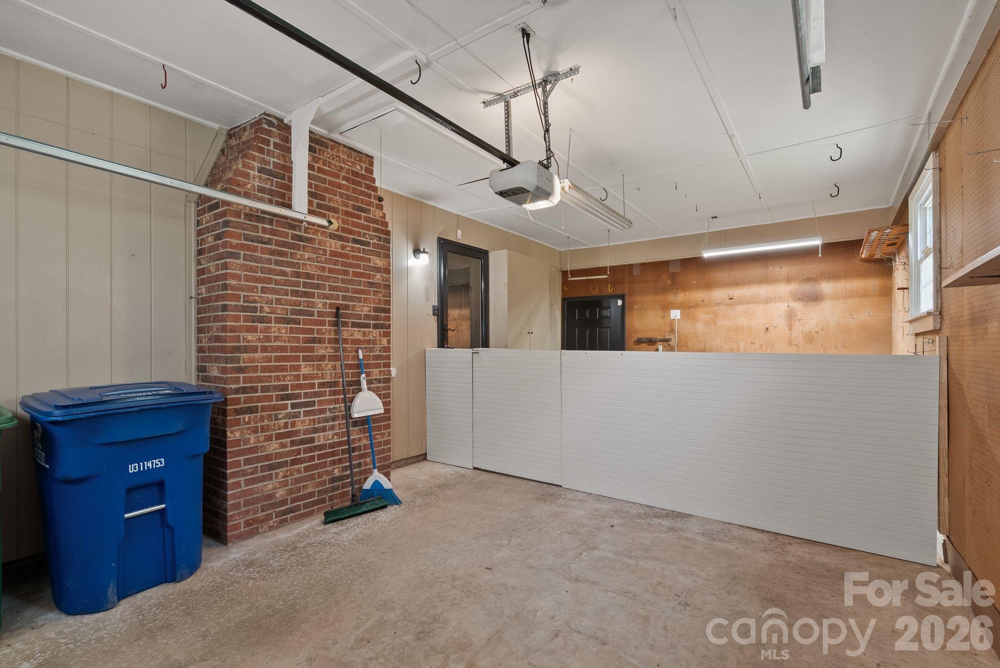 138 Castlerock Drive — Asheville