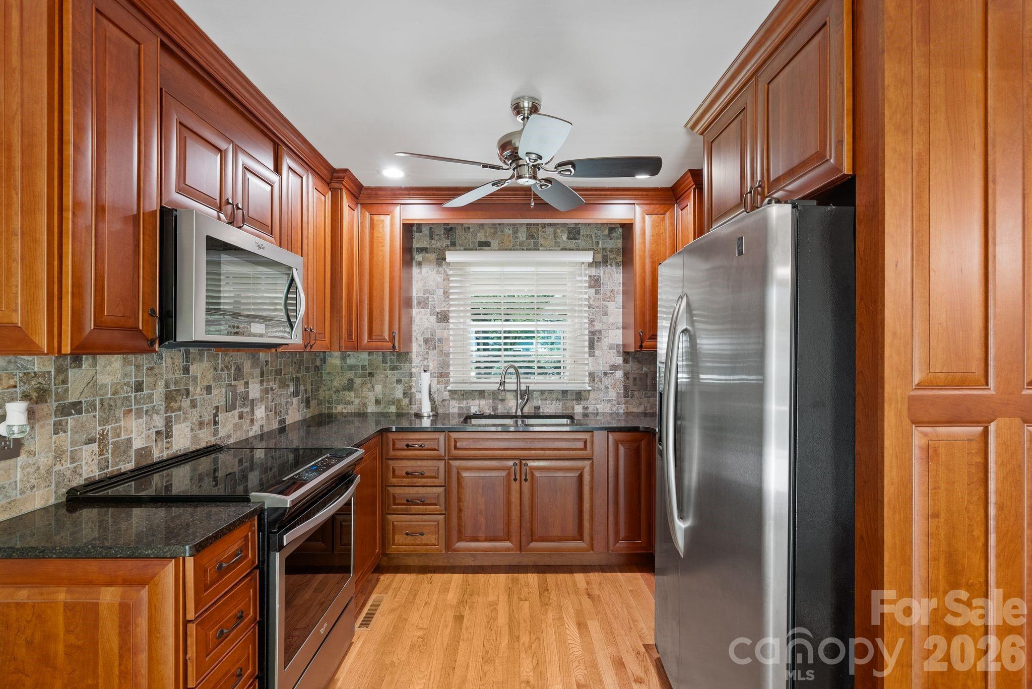 138 Castlerock Drive — Asheville