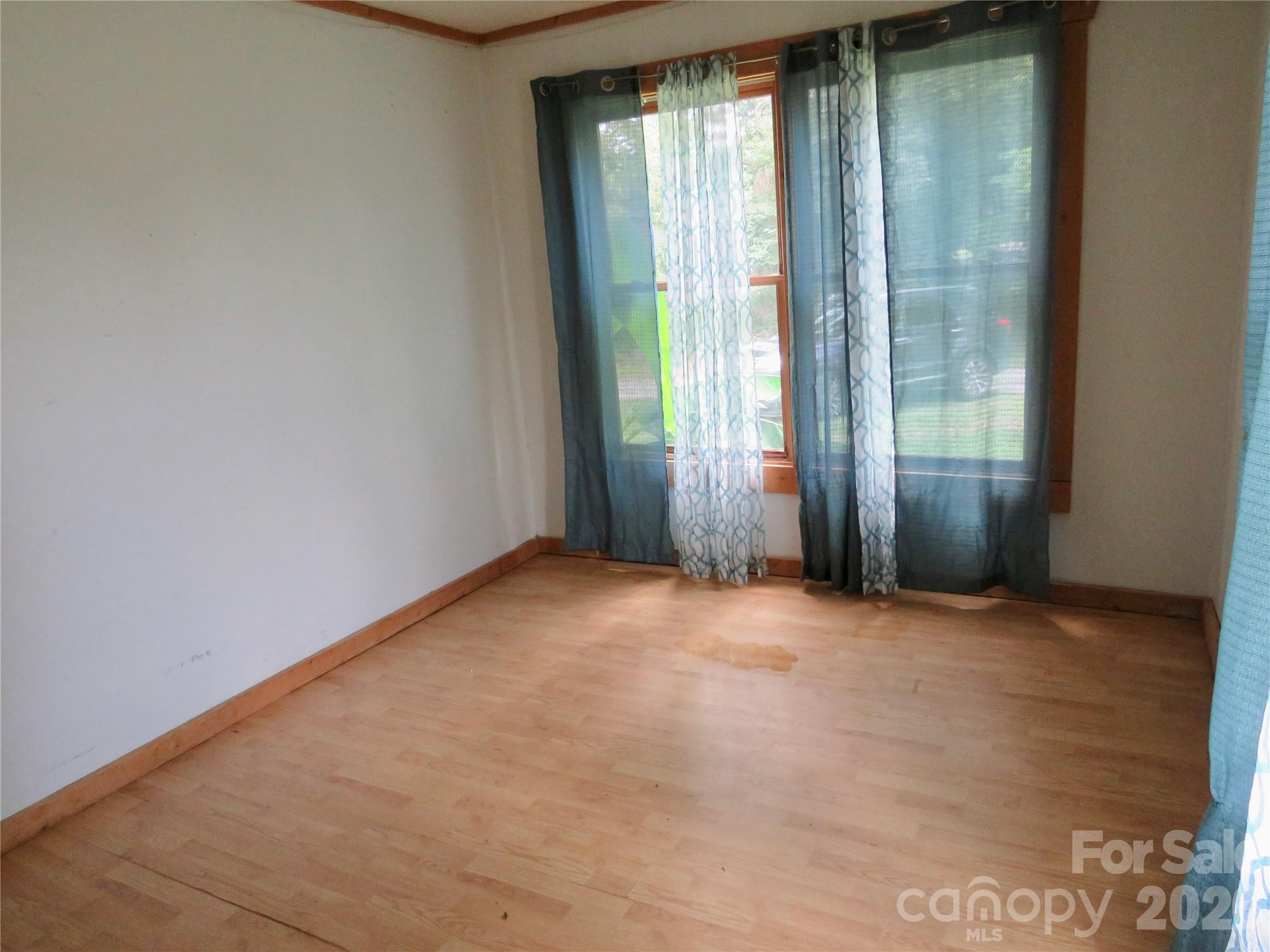 601 Providence Road — Forest City