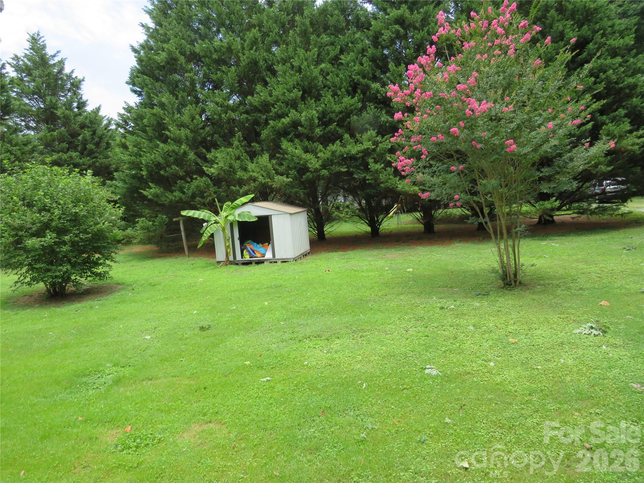 601 Providence Road — Forest City