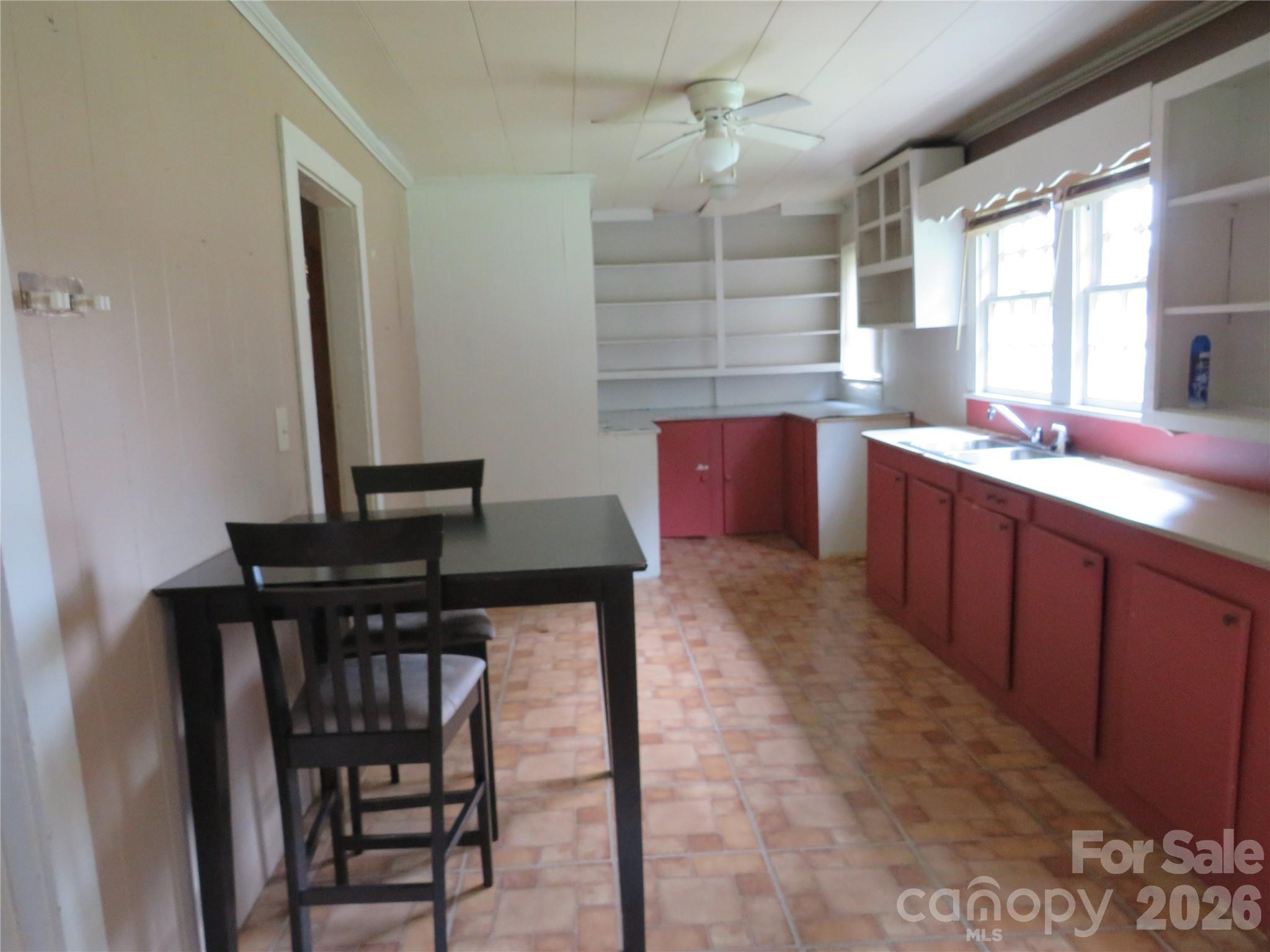 601 Providence Road — Forest City