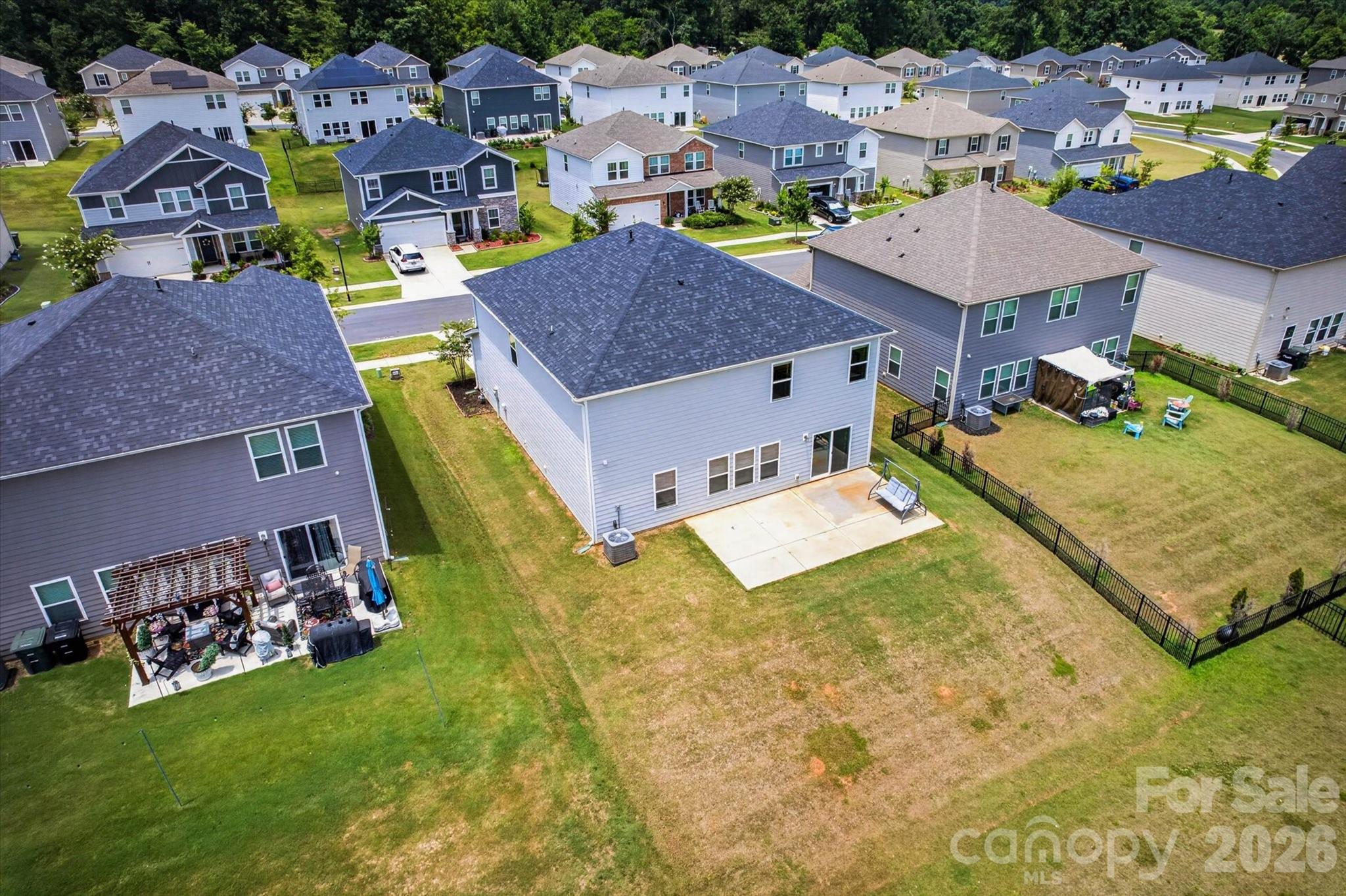 1041 Red Apple Street — Monroe