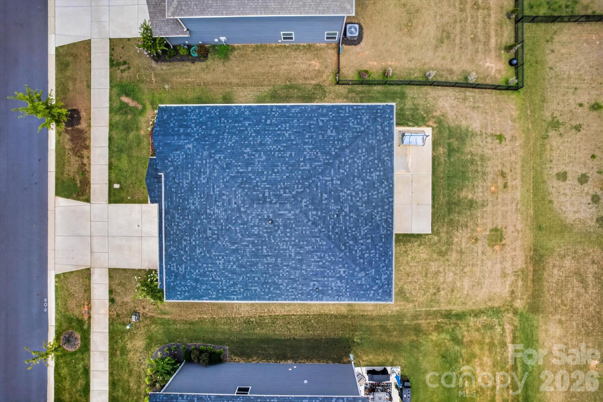 1041 Red Apple Street — Monroe