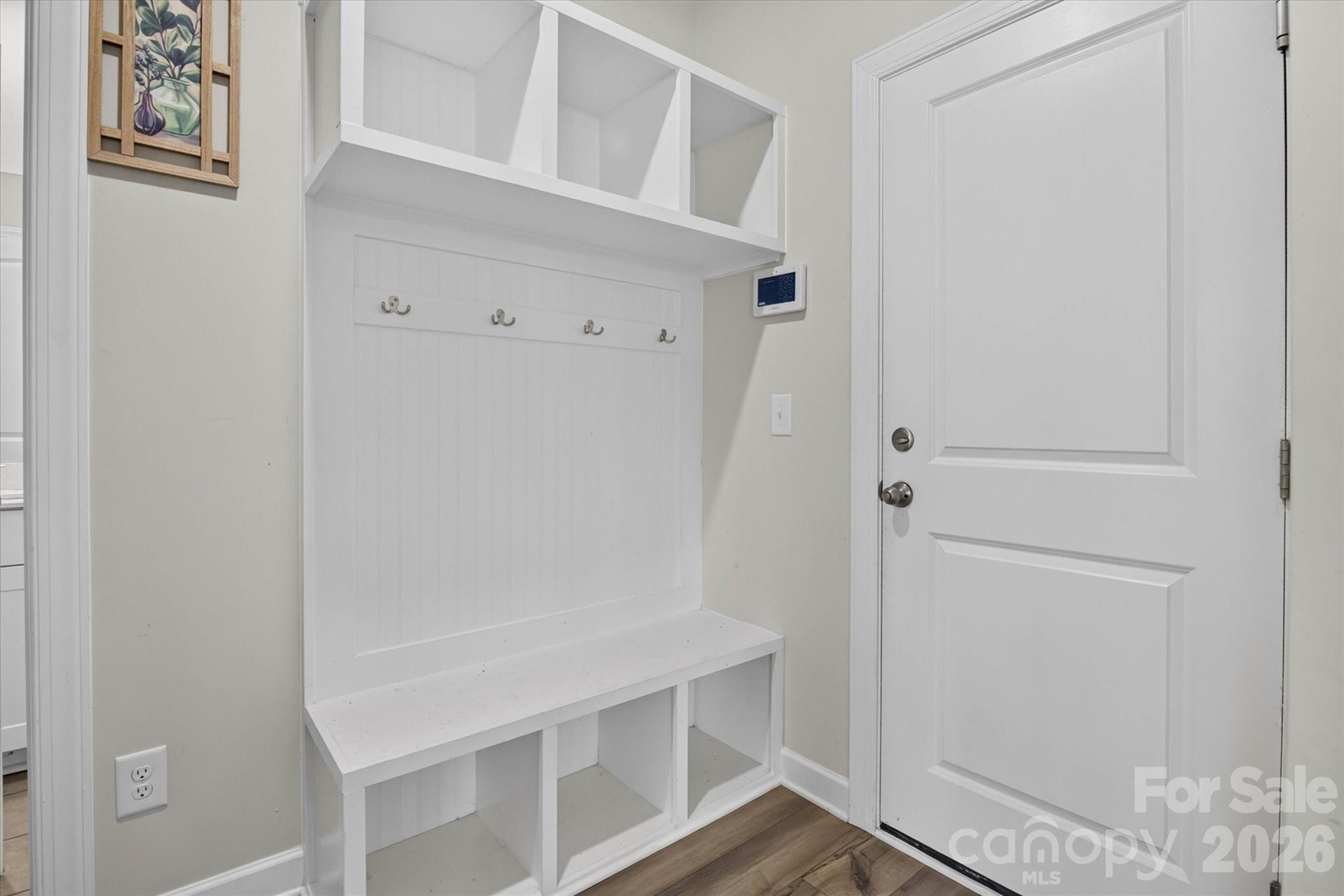 1041 Red Apple Street — Monroe