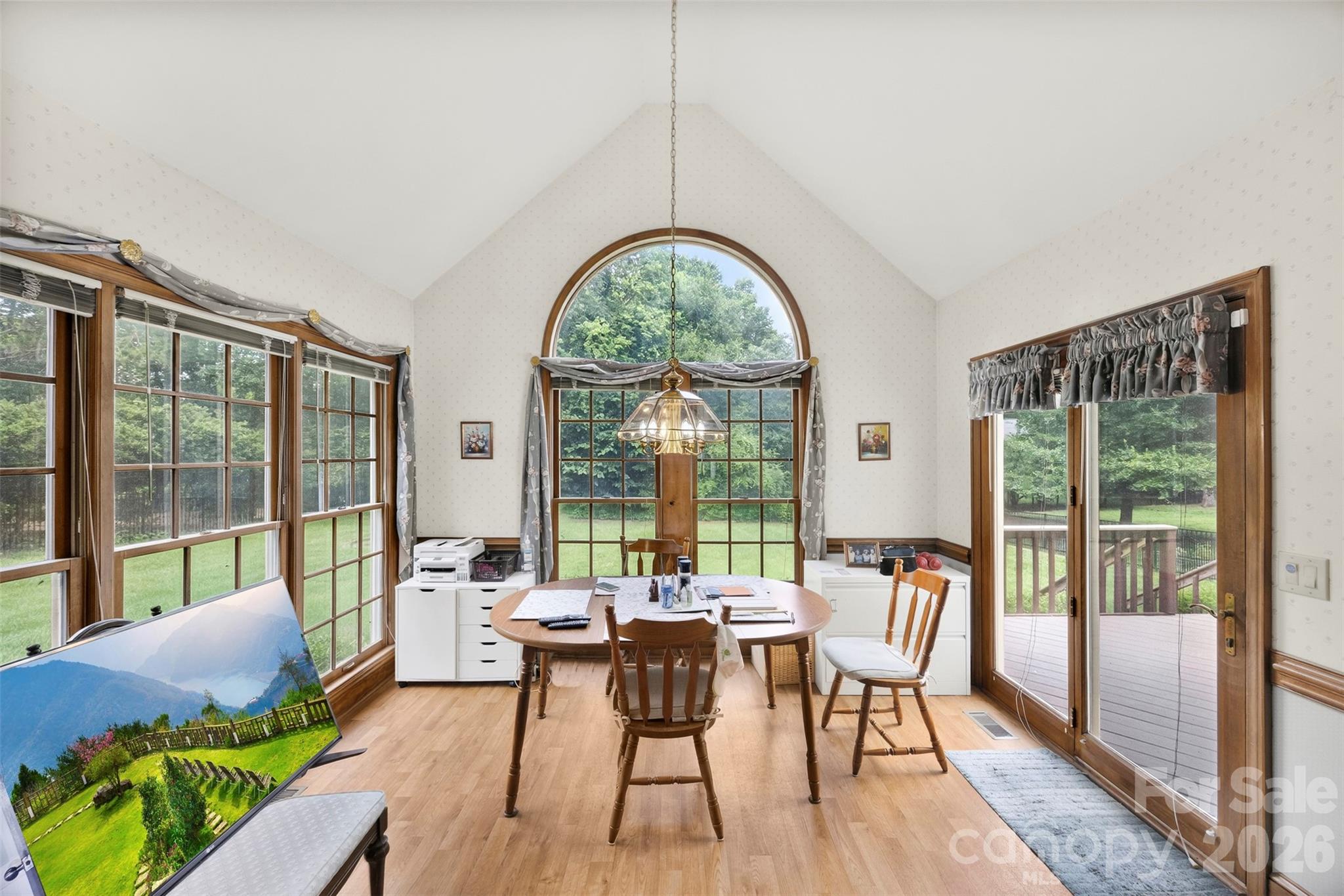 1568 Wheaton Way NW — Concord