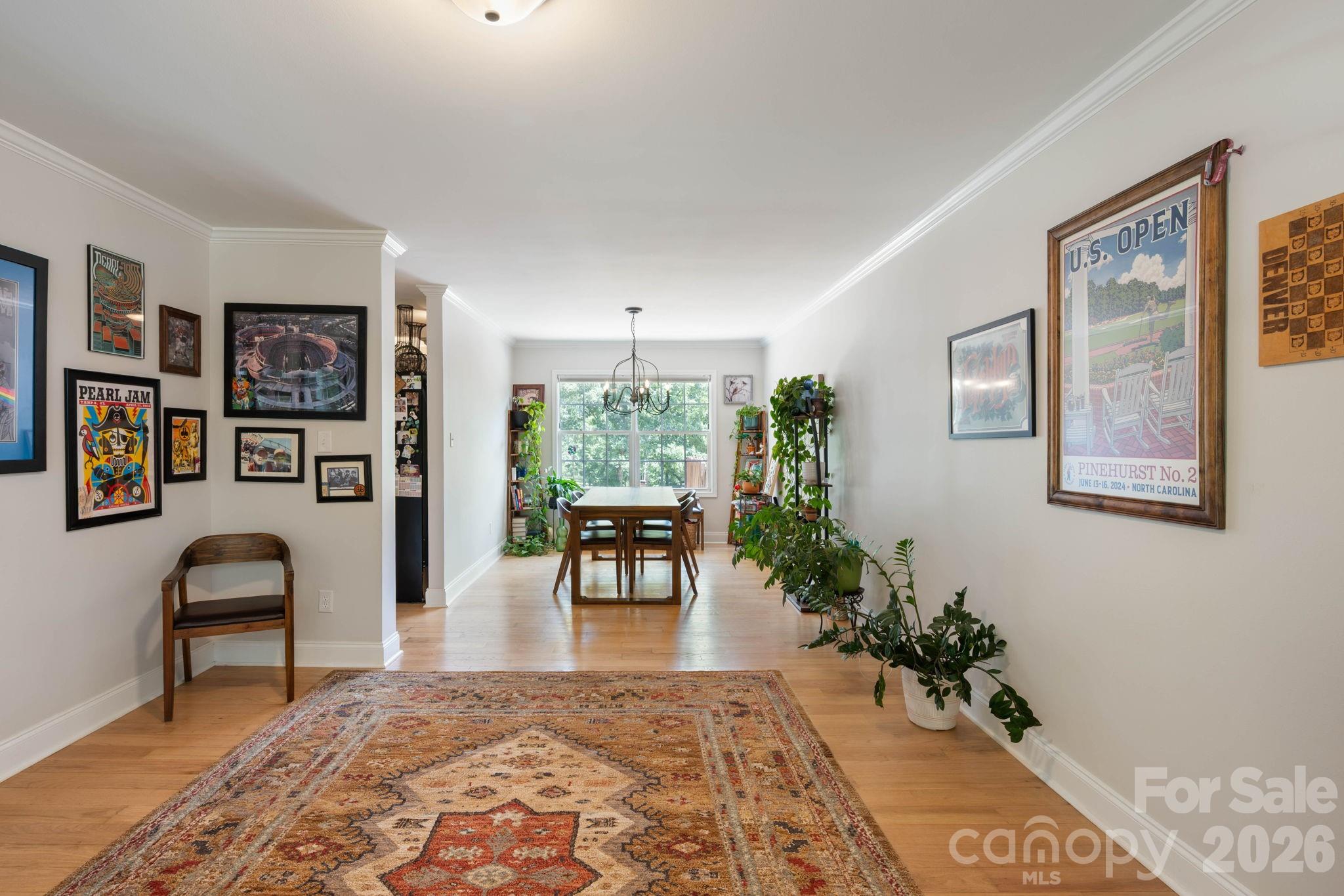 843 W J Street — Newton