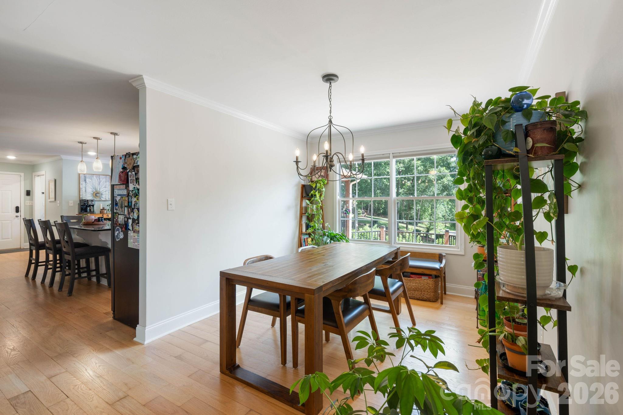843 W J Street — Newton