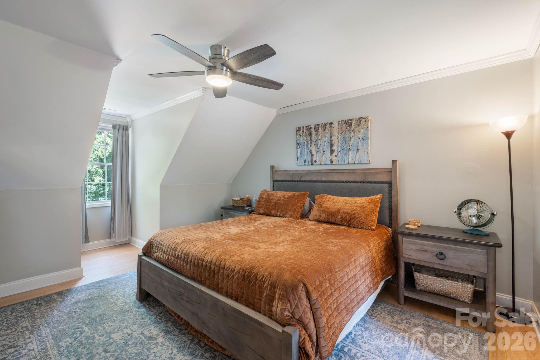 843 W J Street — Newton