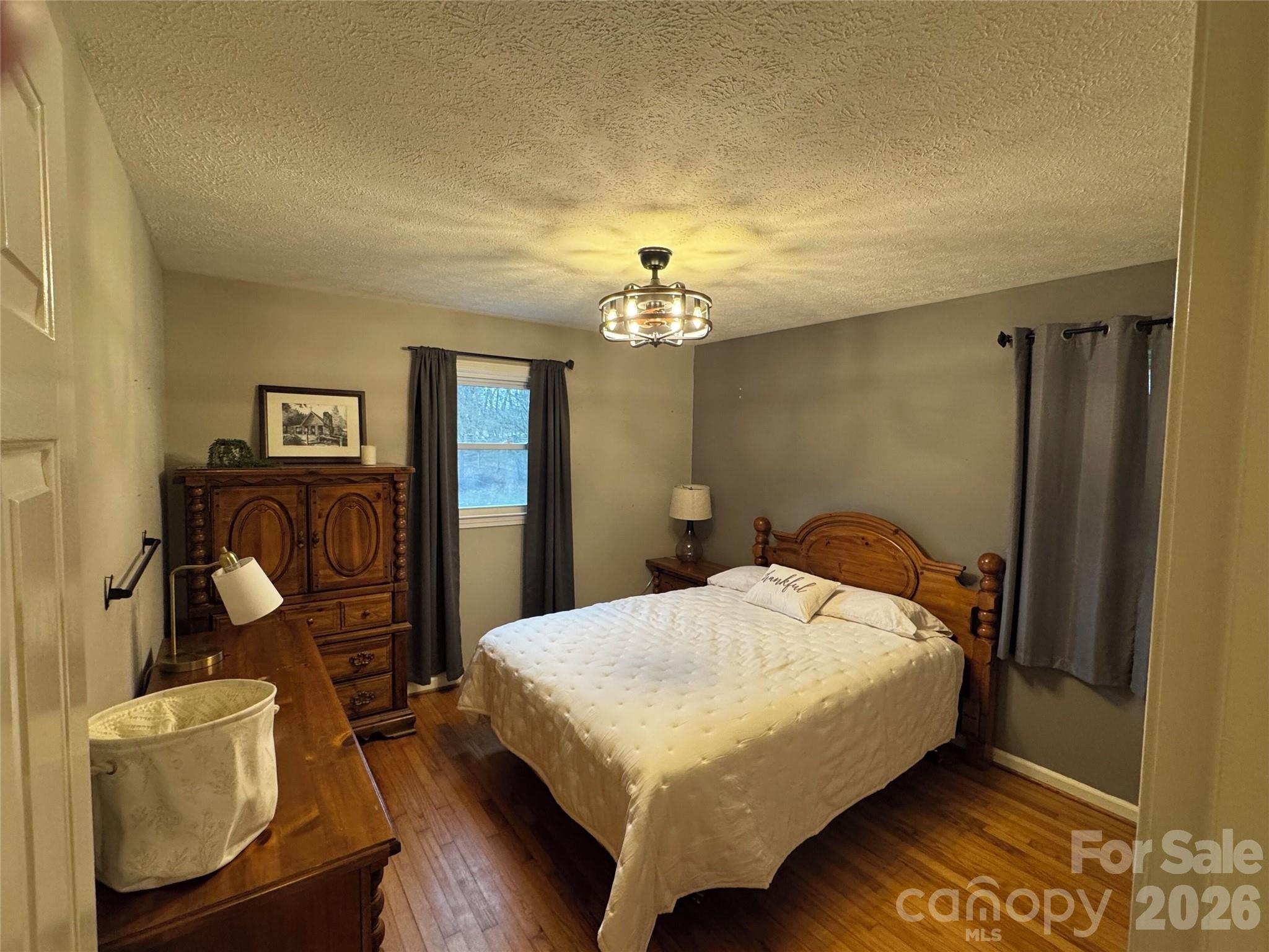 96 Rolling Hills Road — Mills River