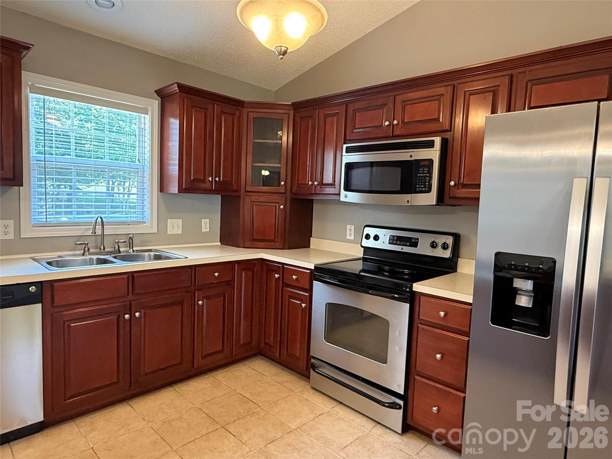 153 Deer Creek Drive — Hudson