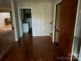 317 Low Bridge Road — Forest City