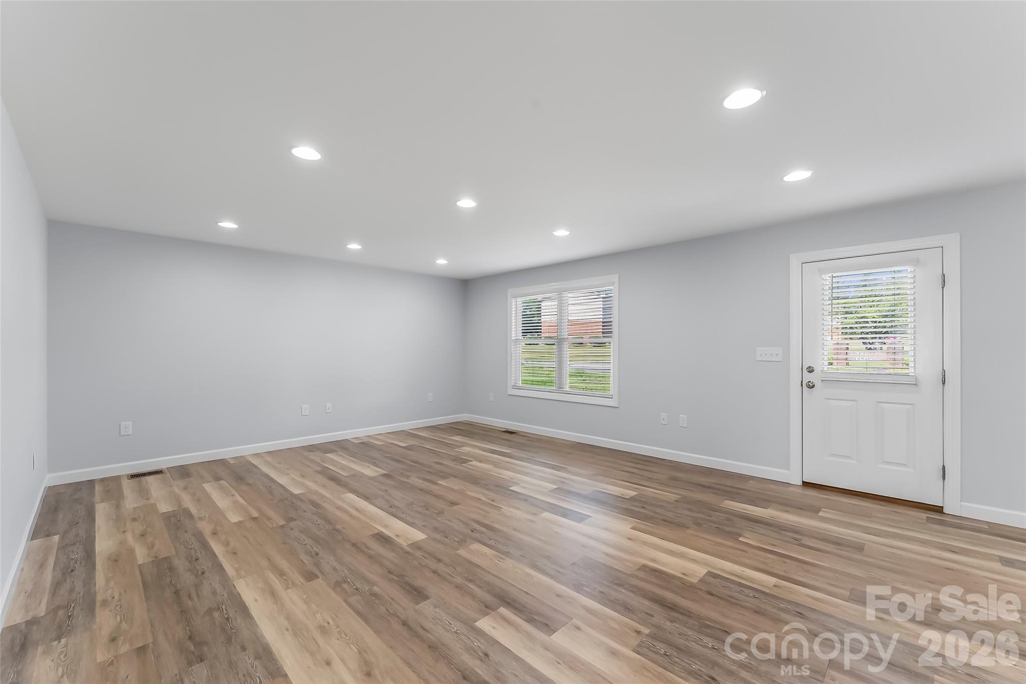 112 Elm Street — Morganton