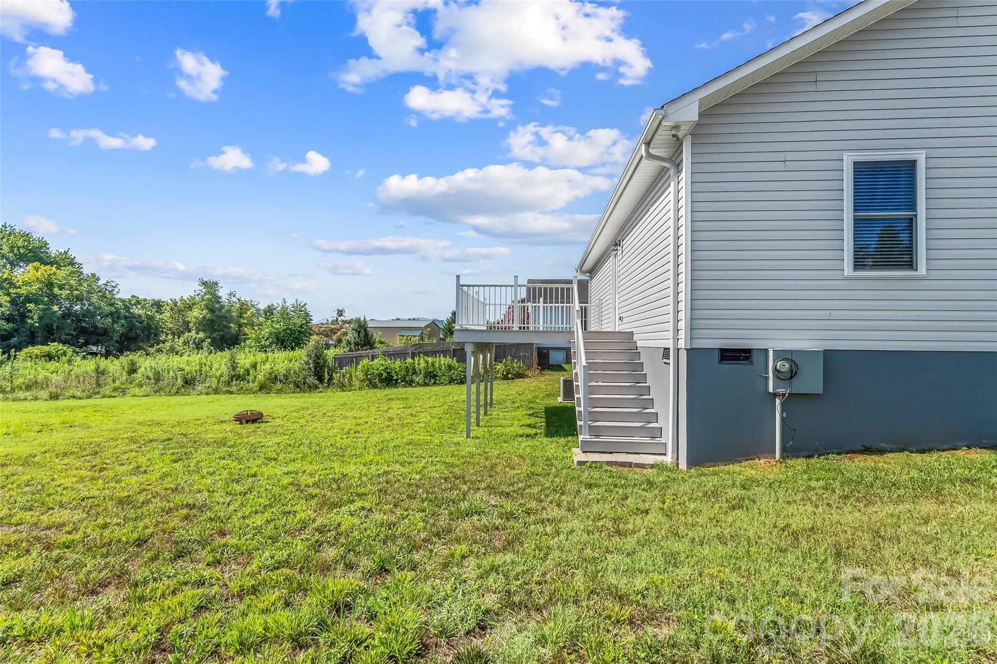 112 Elm Street — Morganton