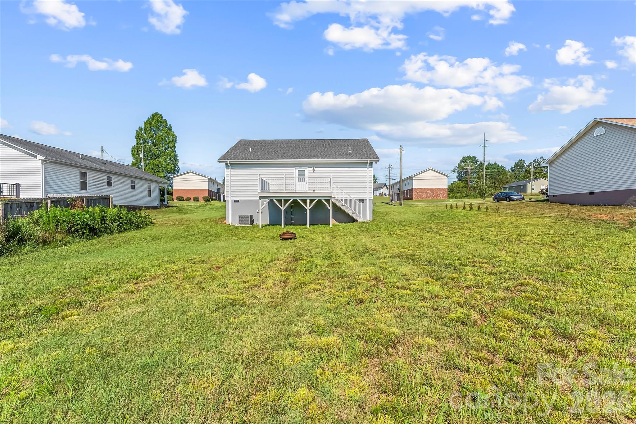 112 Elm Street — Morganton