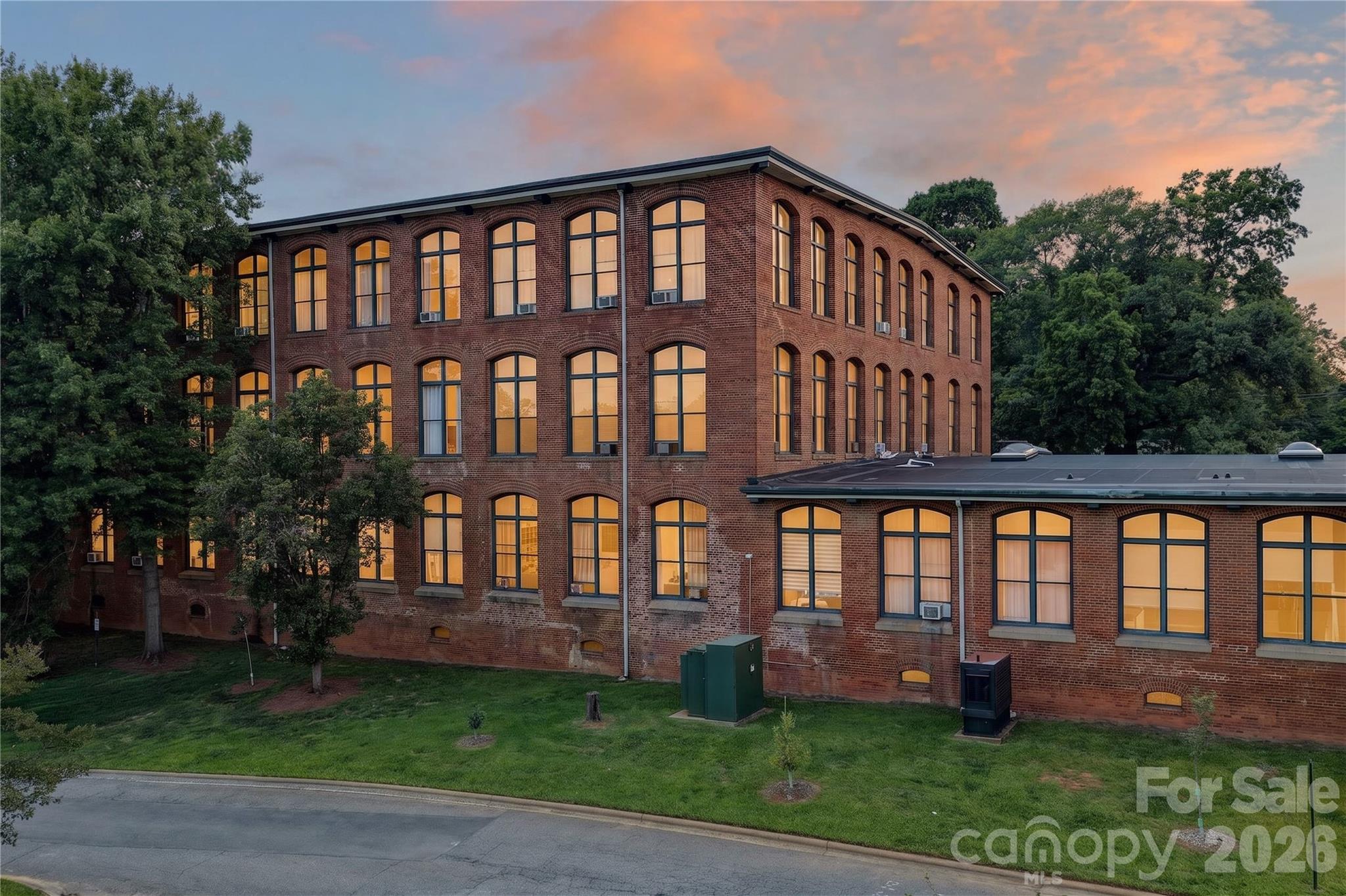 201 S Hoskins Road #121 — Charlotte