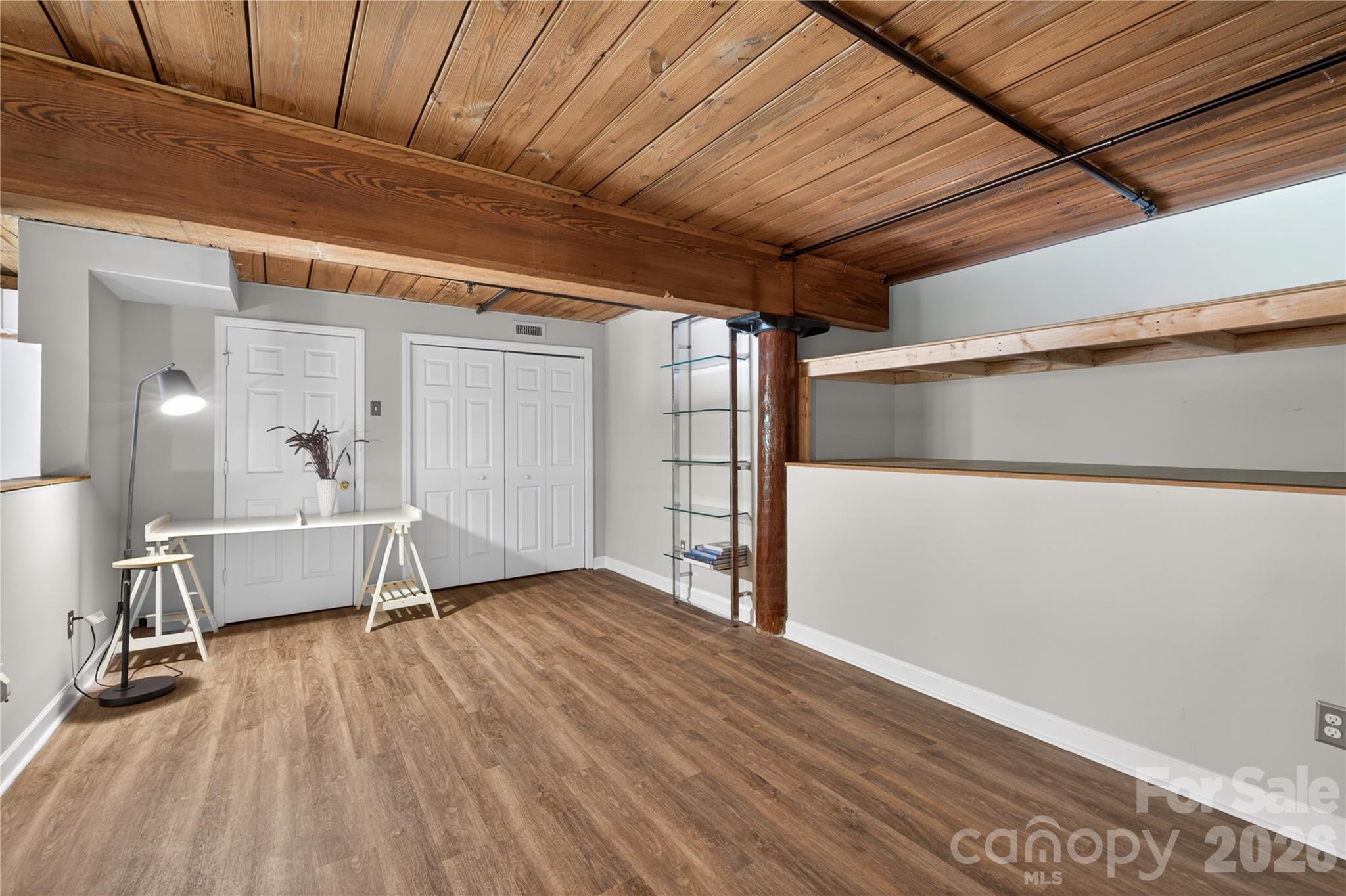 201 S Hoskins Road #121 — Charlotte
