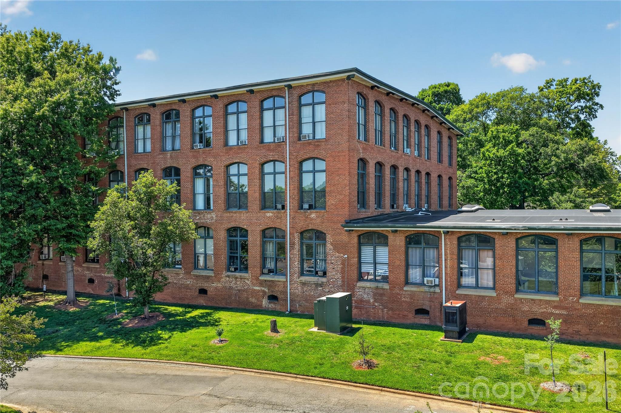 201 S Hoskins Road #121 — Charlotte