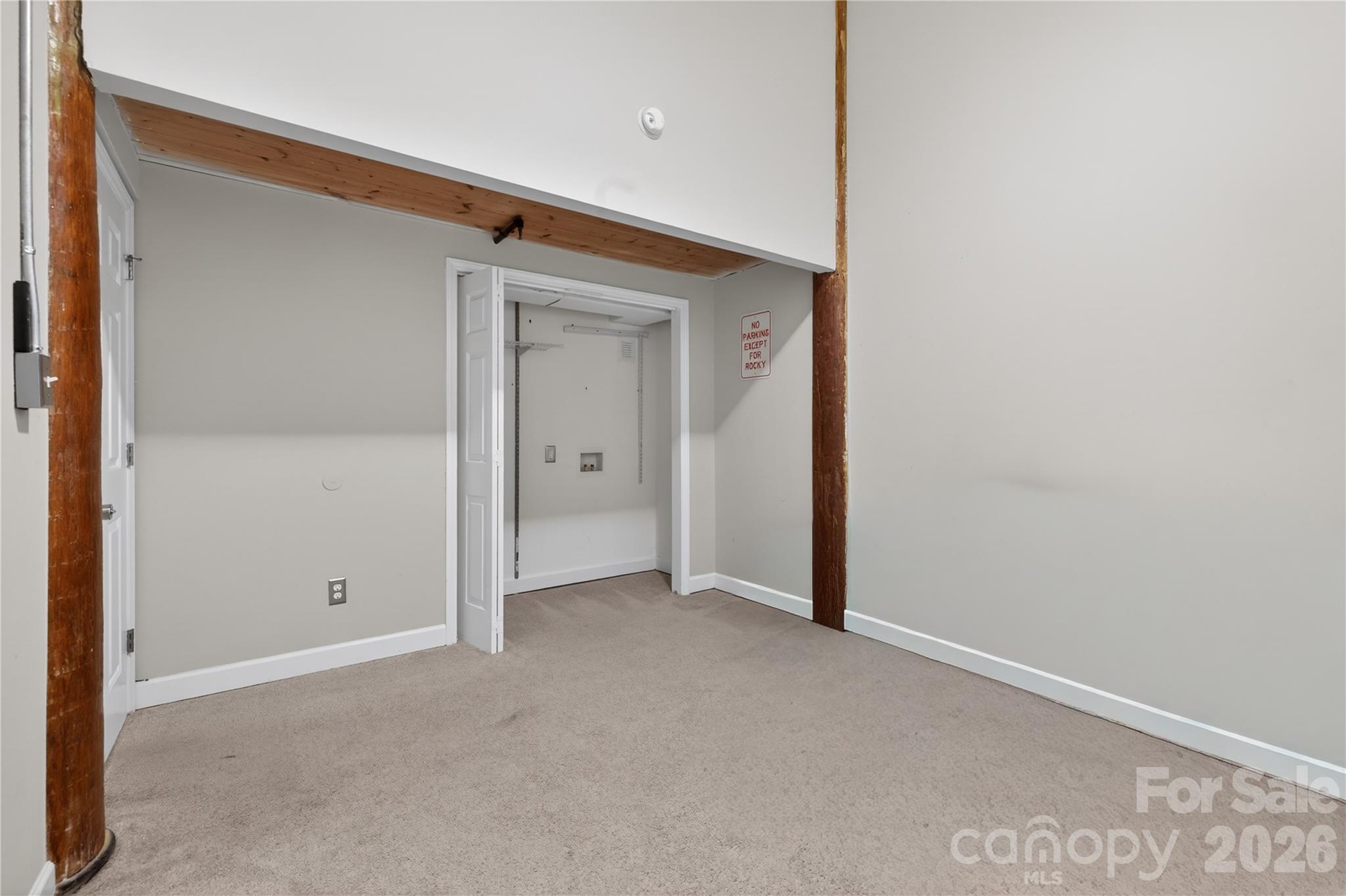 201 S Hoskins Road #121 — Charlotte