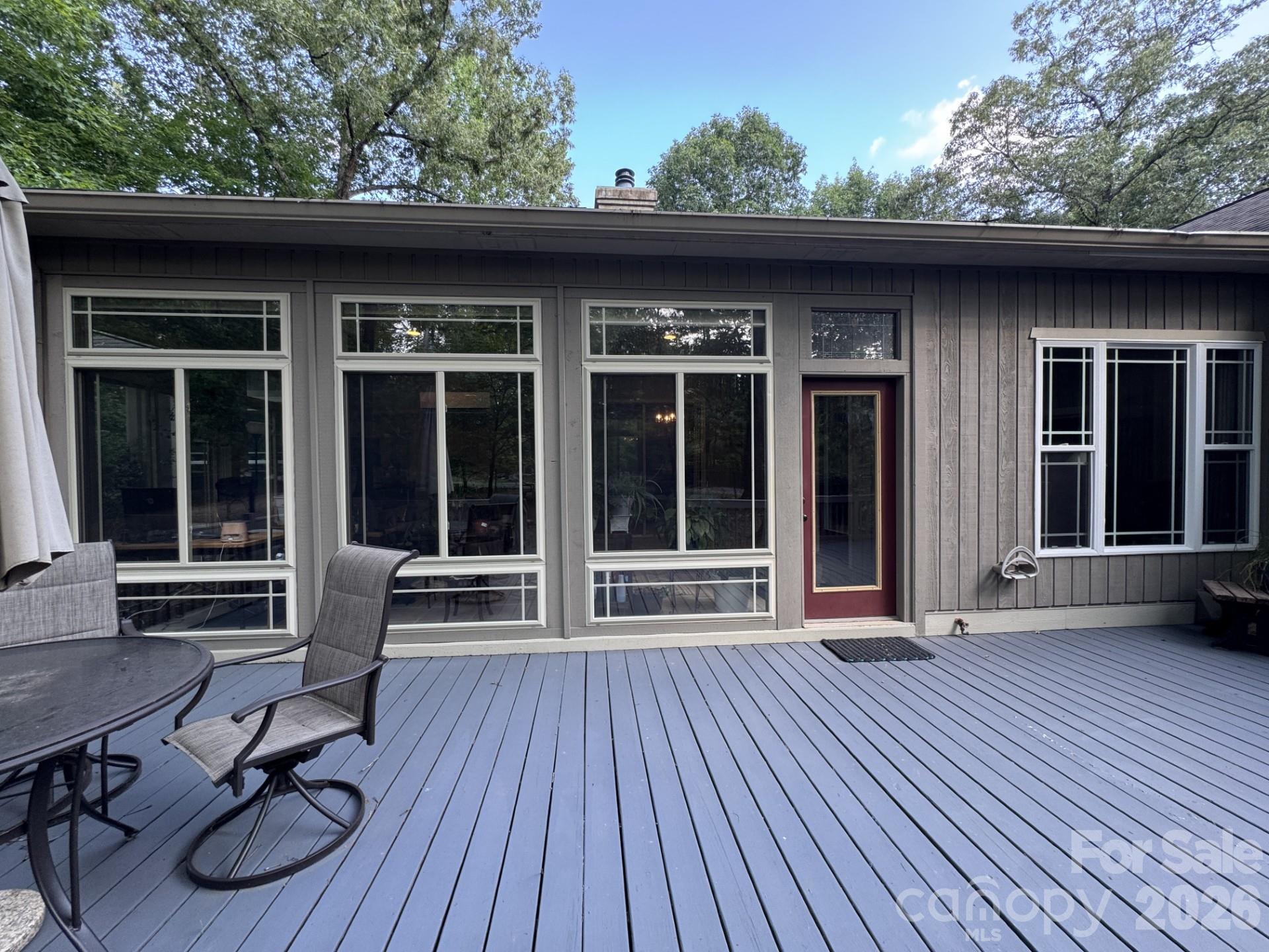 100 Hannah Drive — Mill Spring