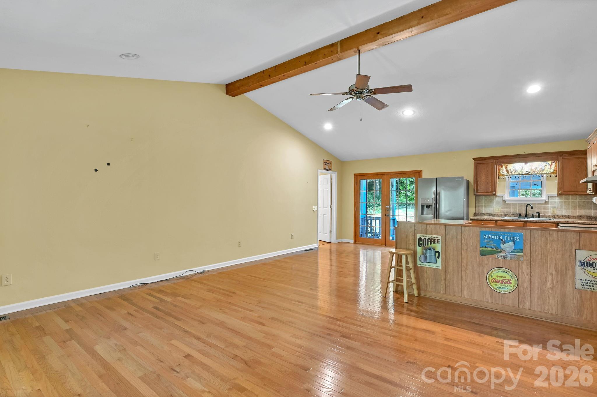 553 Morgan Branch Road — Marshall