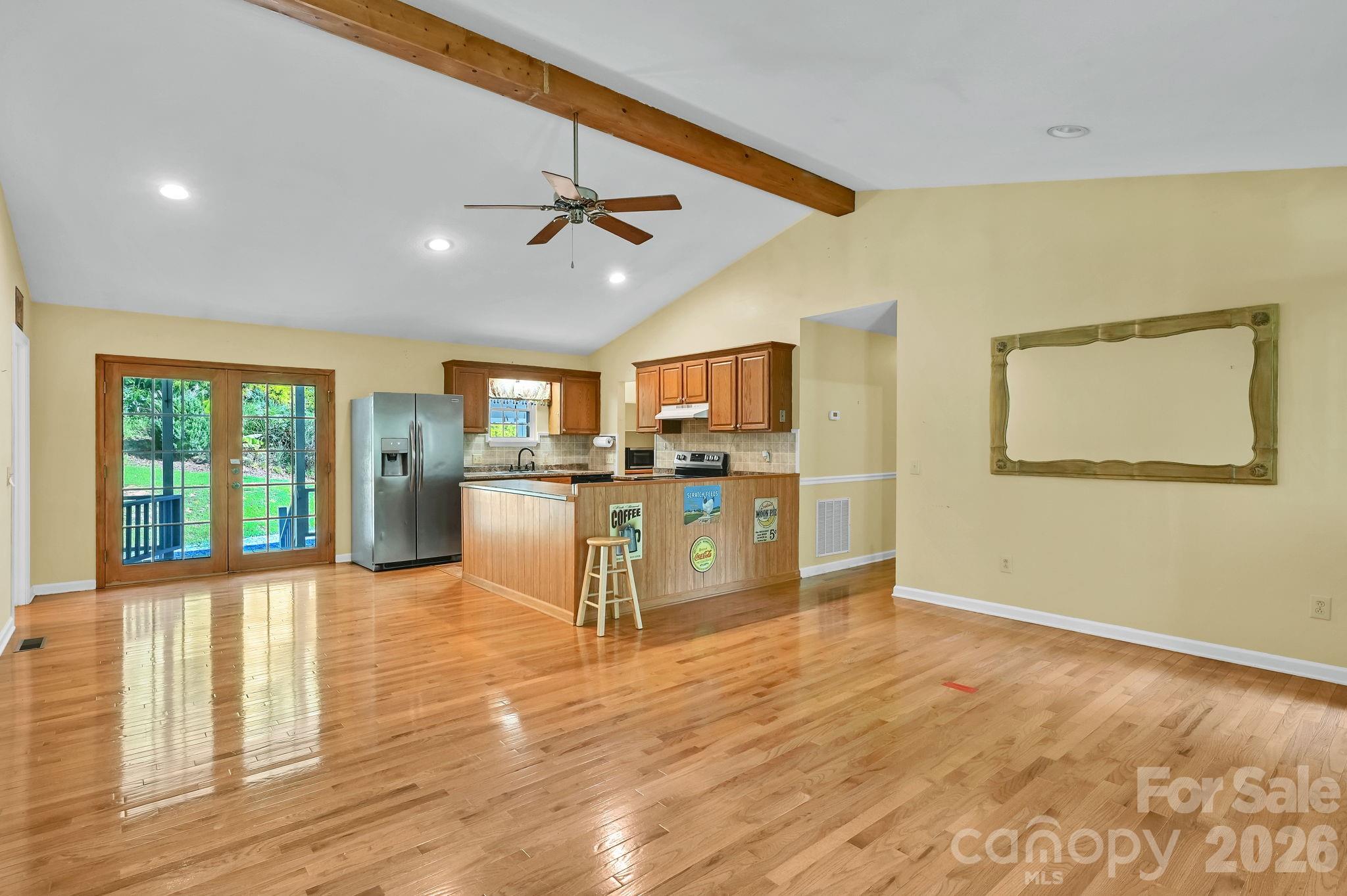 553 Morgan Branch Road — Marshall