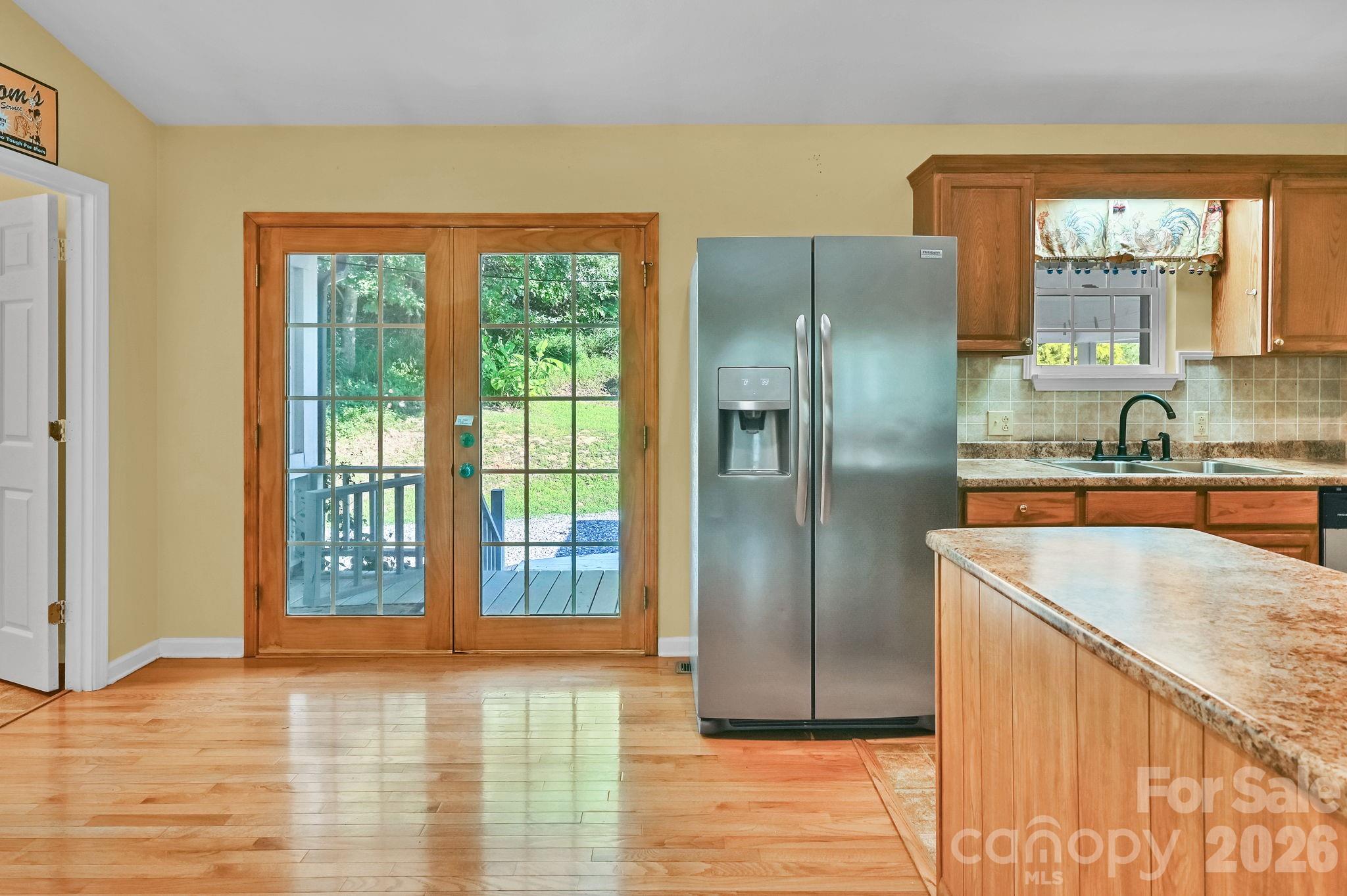 553 Morgan Branch Road — Marshall