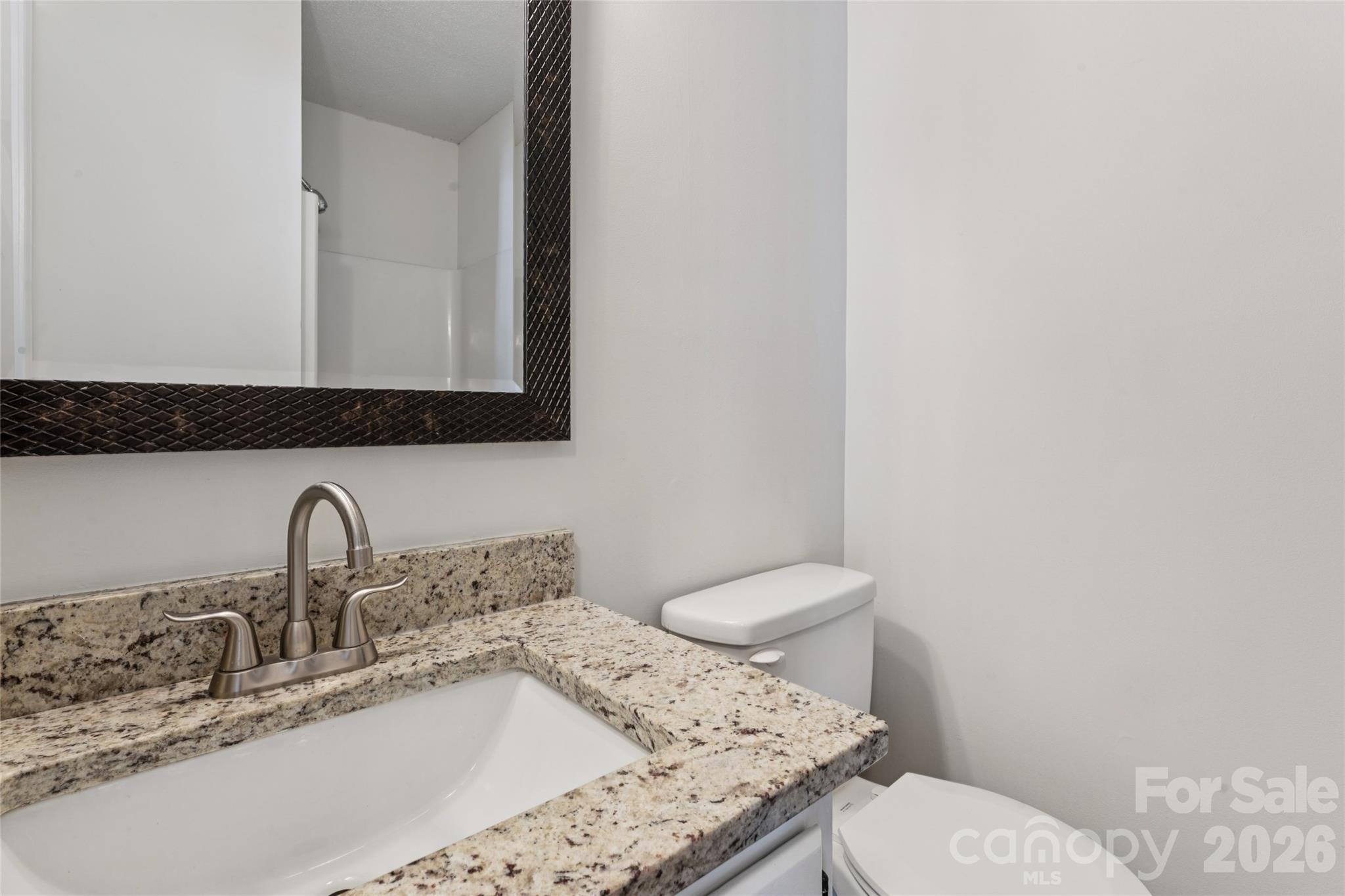 1620 Arlyn Circle #L — Charlotte