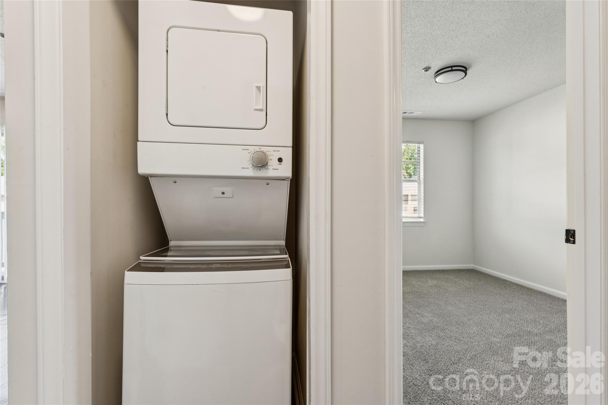 1620 Arlyn Circle #L — Charlotte