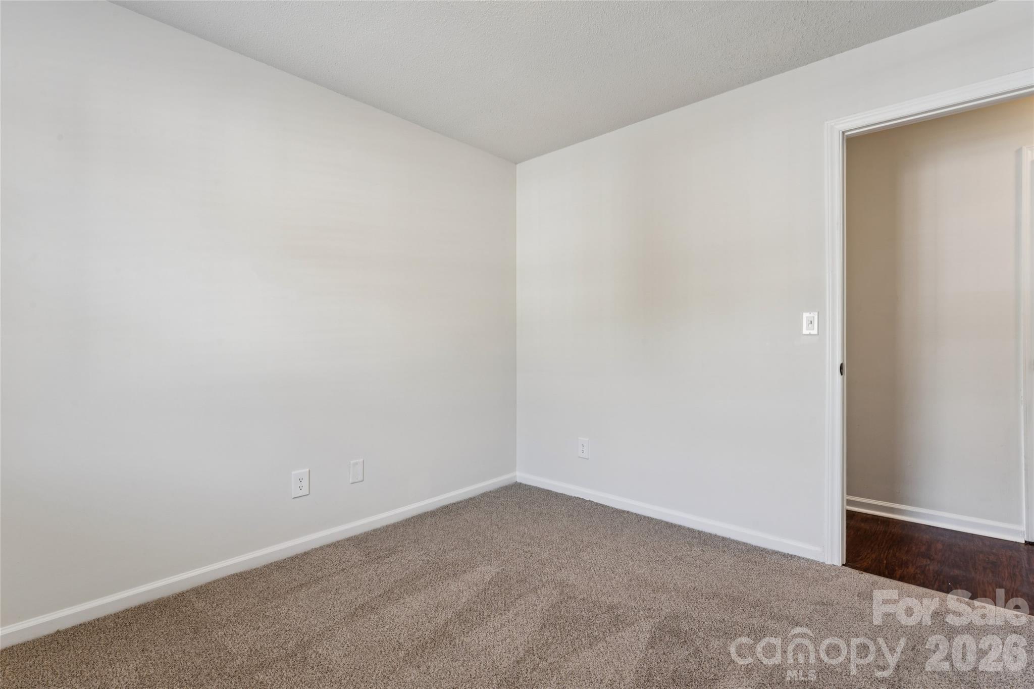 1620 Arlyn Circle #L — Charlotte