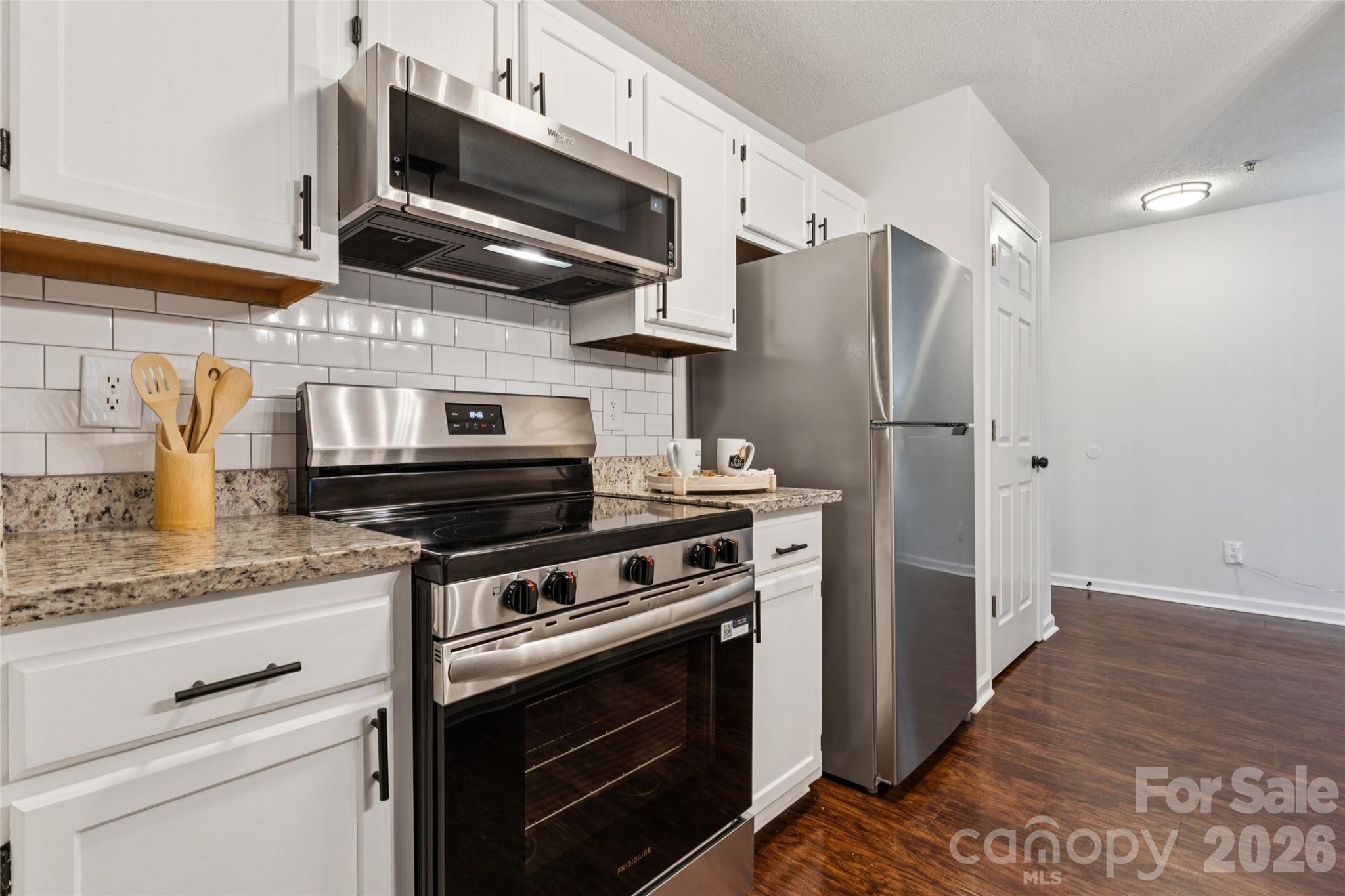 1620 Arlyn Circle #L — Charlotte