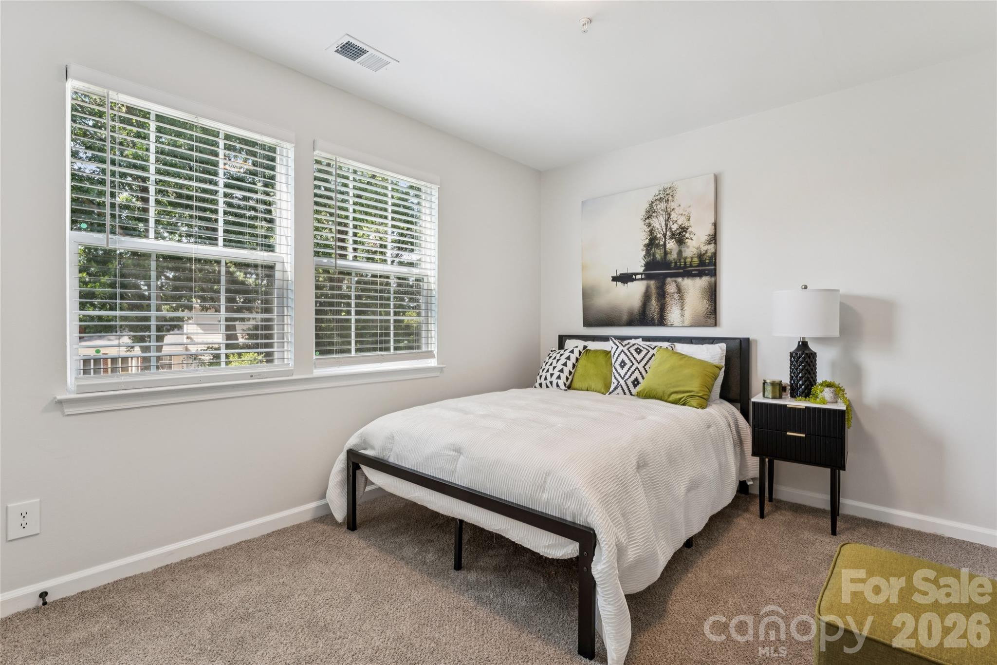 1638 Arlyn Circle #G — Charlotte