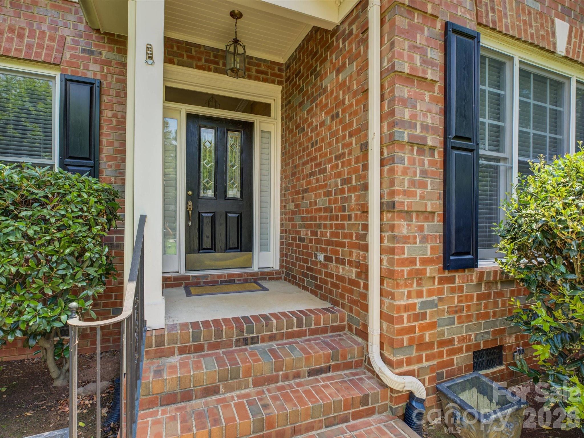 10119 Victoria Mill Court — Charlotte