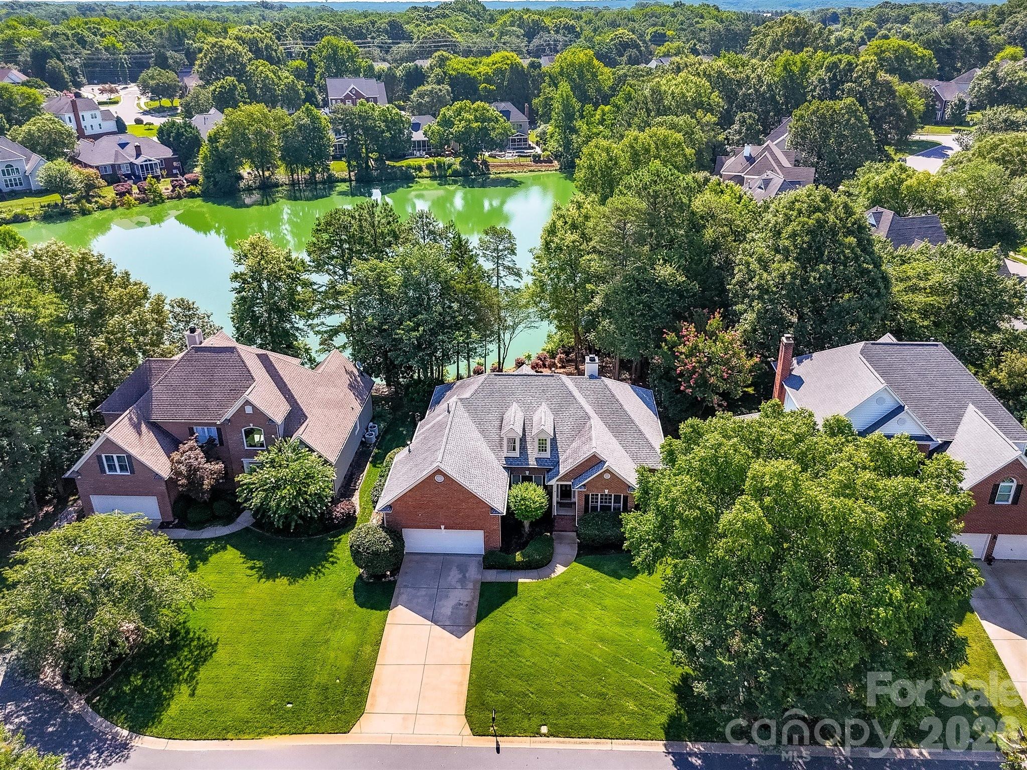 10119 Victoria Mill Court — Charlotte