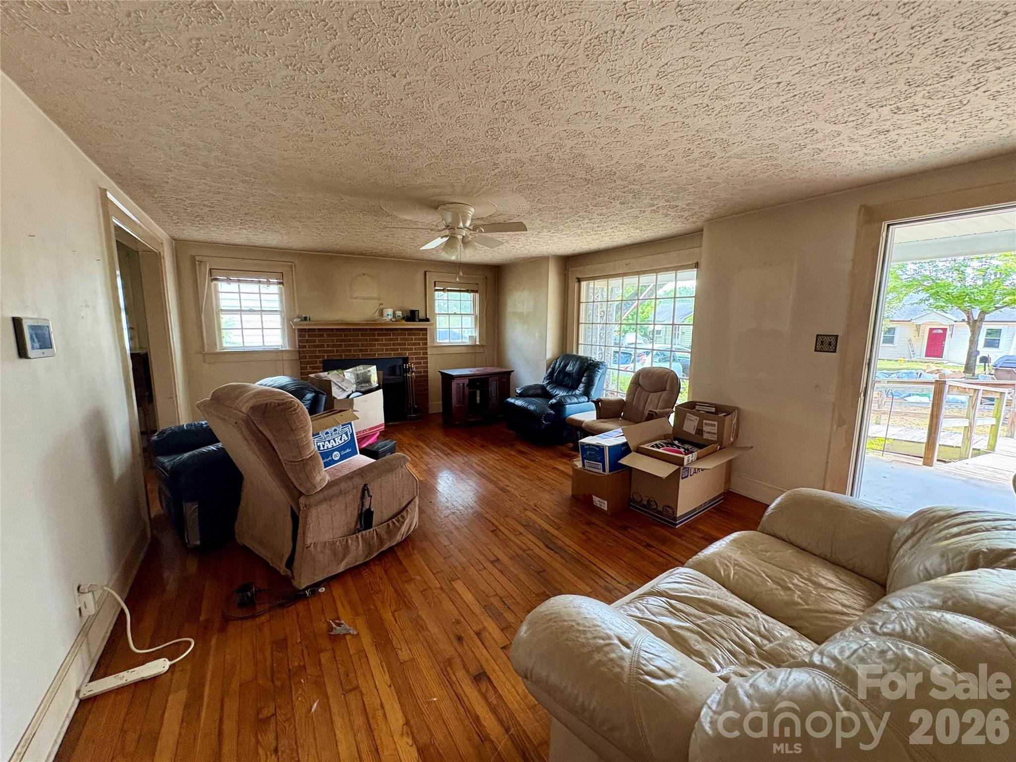 406 Circle Drive W — Shelby
