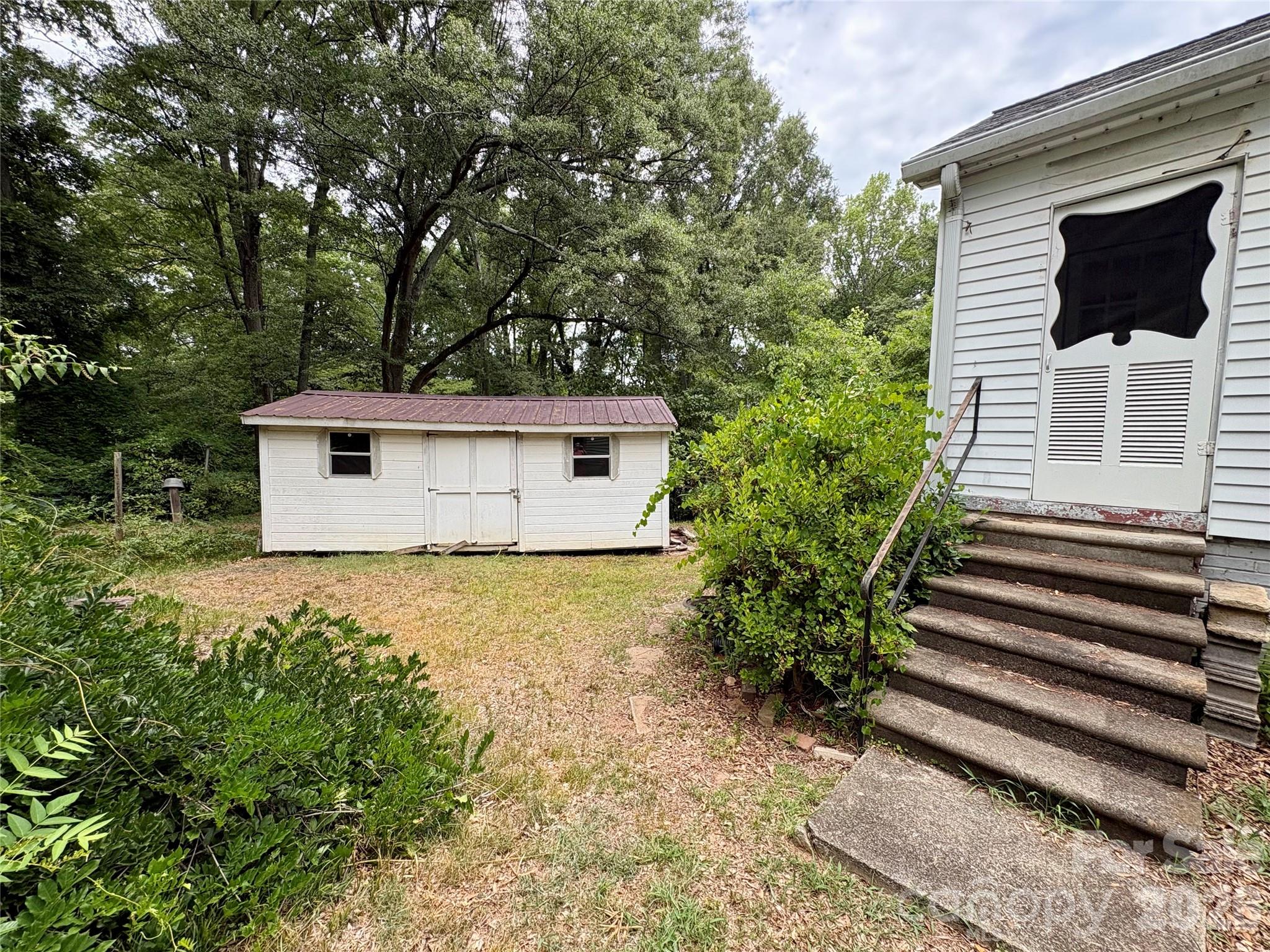 406 Circle Drive W — Shelby